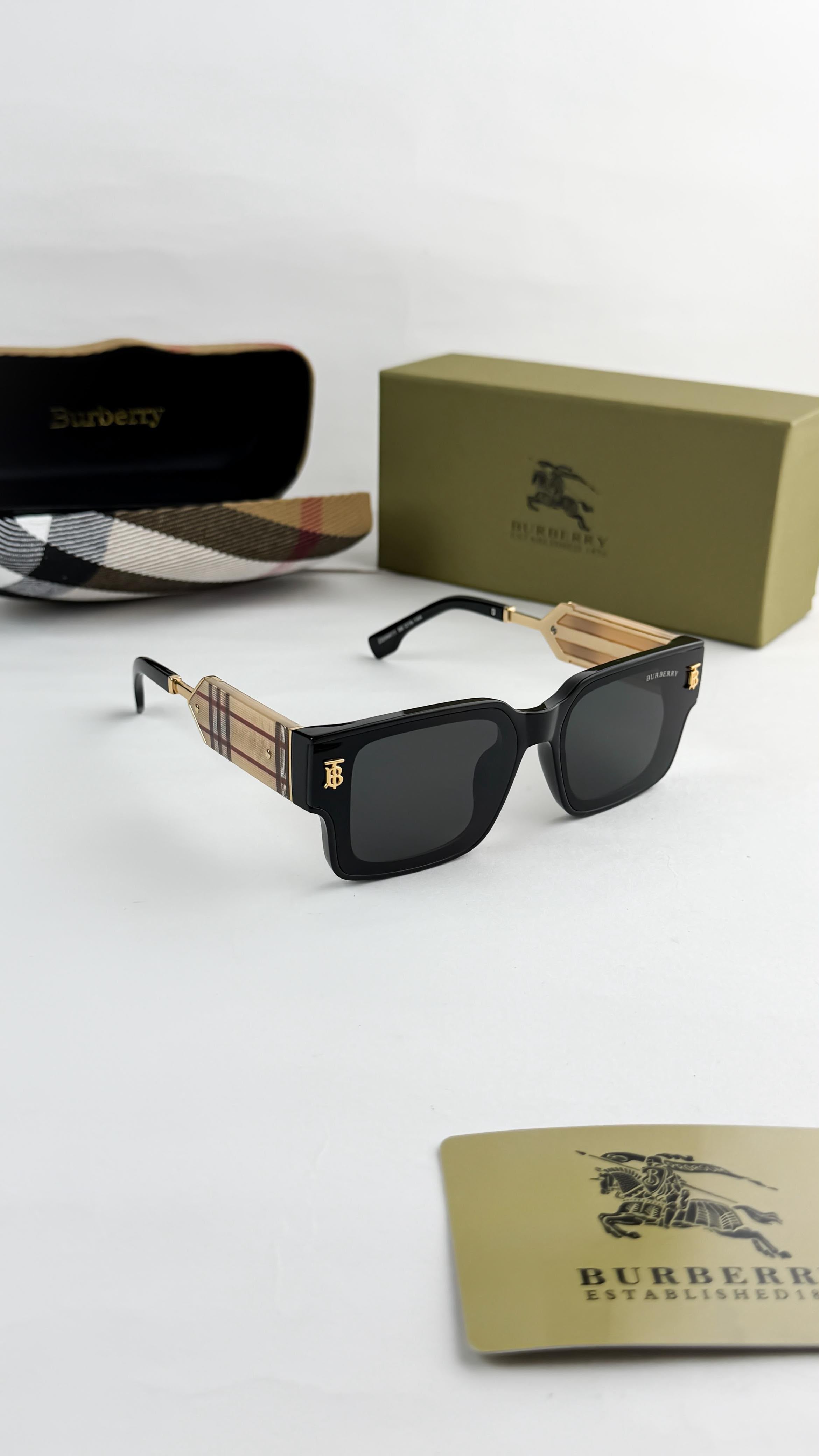 BURB_ERRY GOLD BLACK 9841