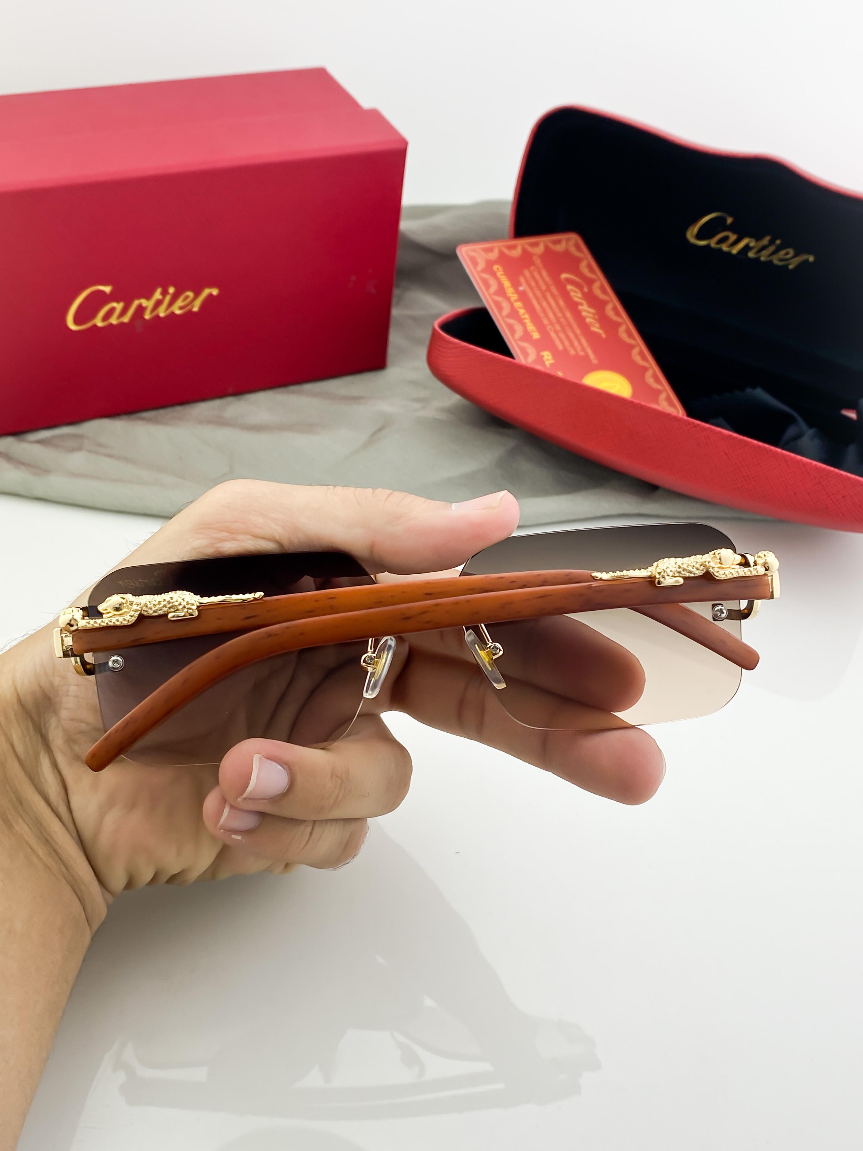 Cartie_l 8546