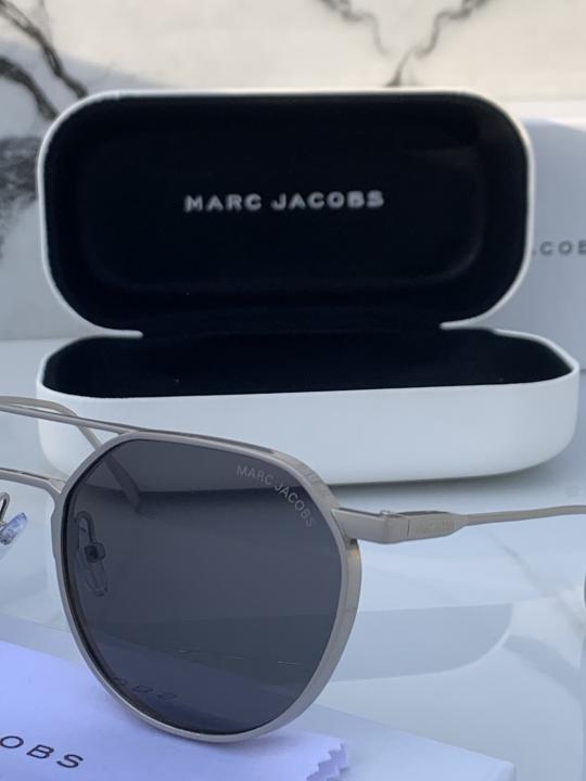 Marc_jacobs_metal_silver_black