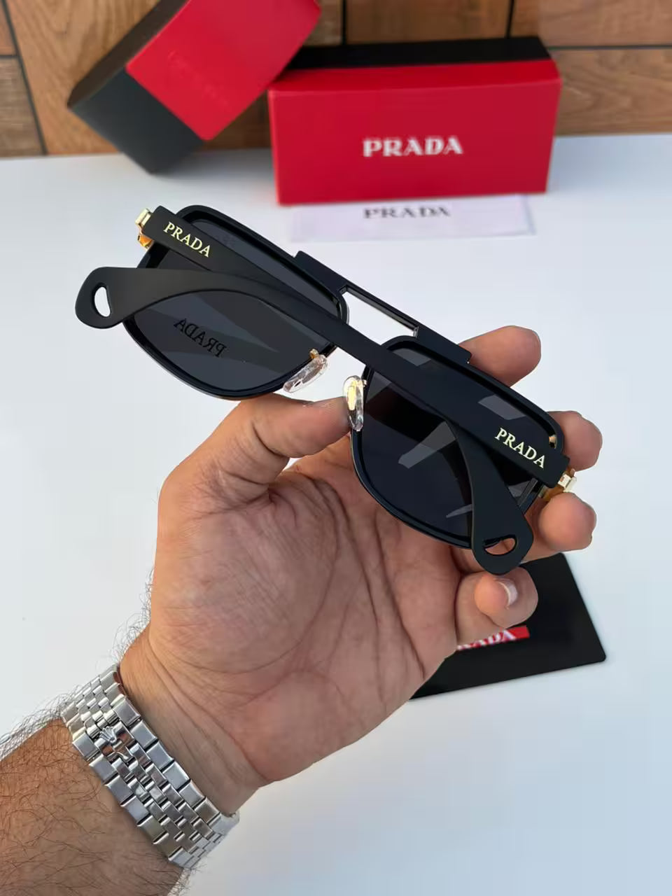 pra_da_298_gold_black