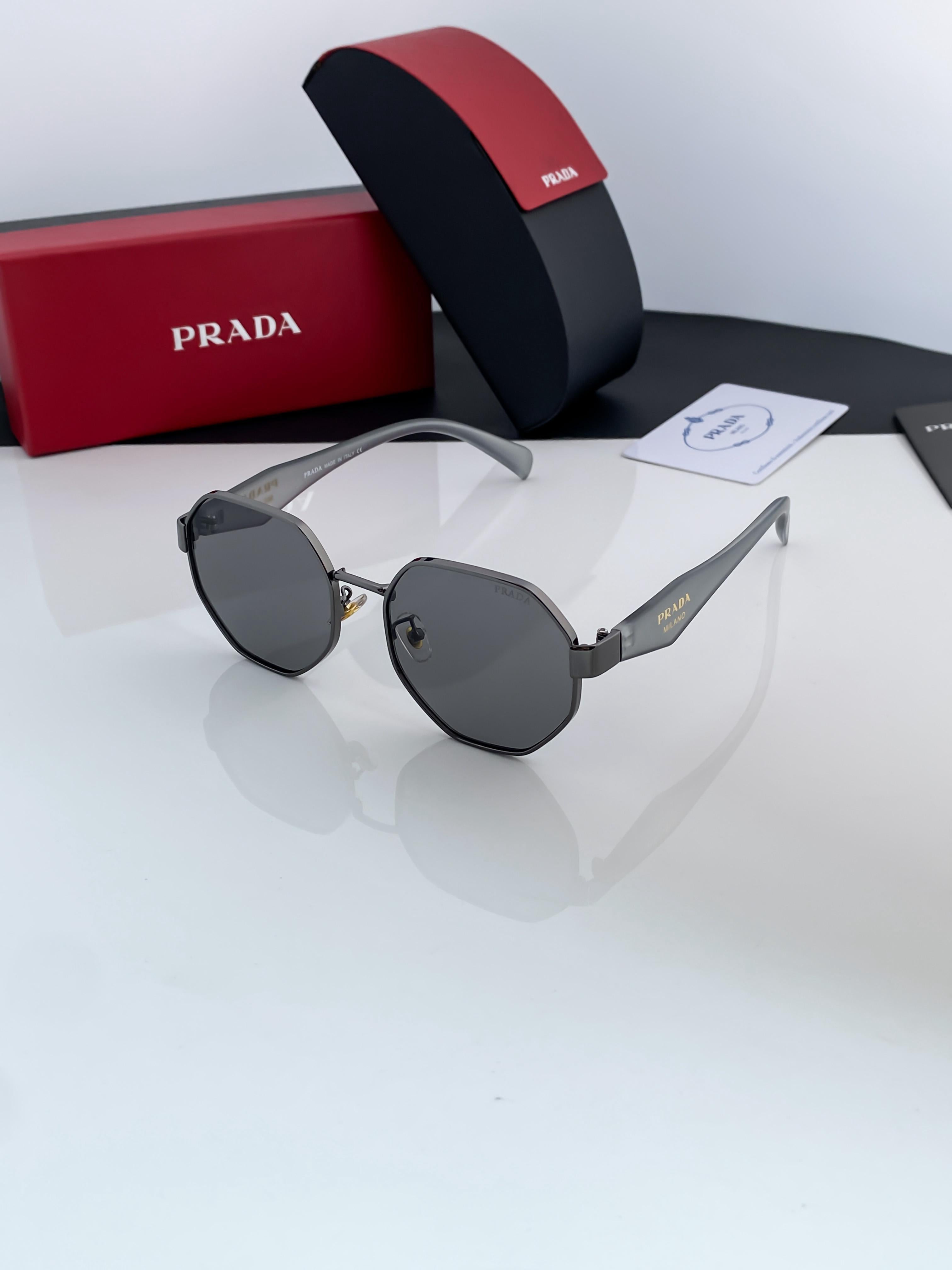 PRA_DA_ GREY BLACK 97S B