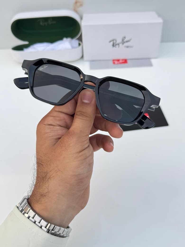 Rayb_an 1115 black