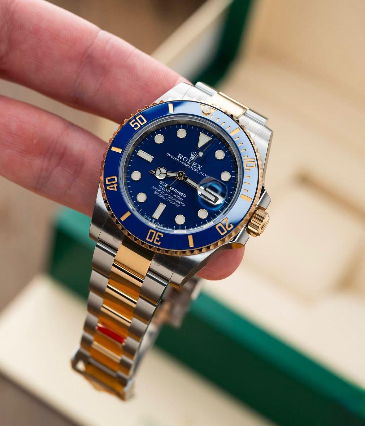 Branded GMT 2 Watch (King Ko*Li Using it ) Blue Golden