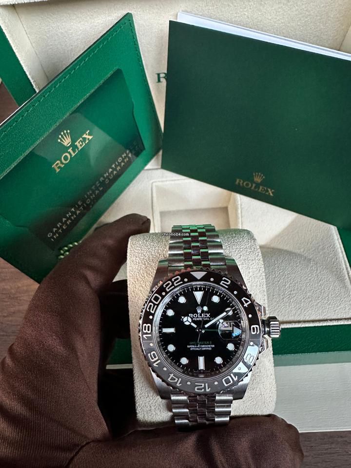 Branded GMT 2 Watch (King Ko*Li Using it ) Dilver Black