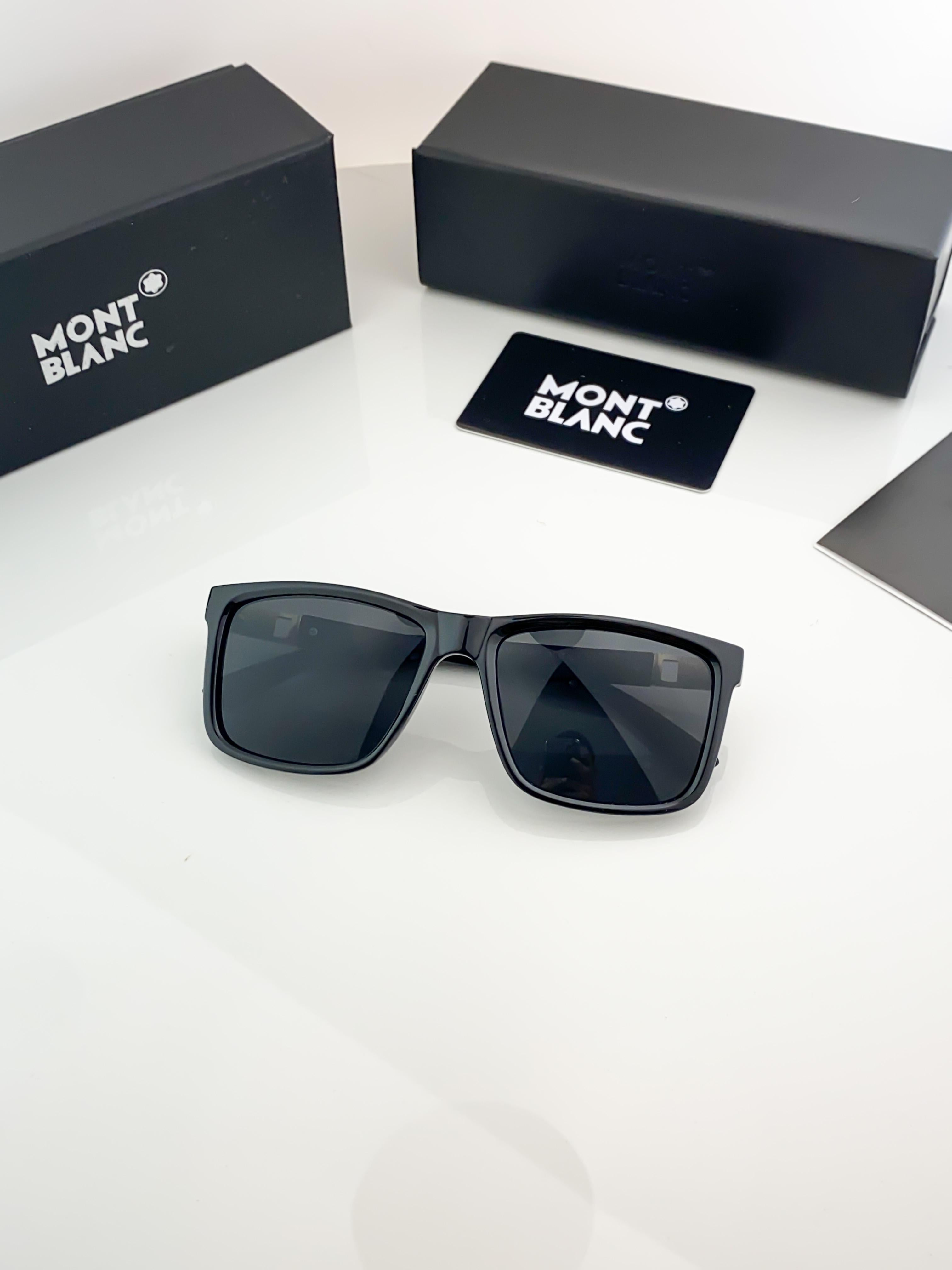 MONT  561 B