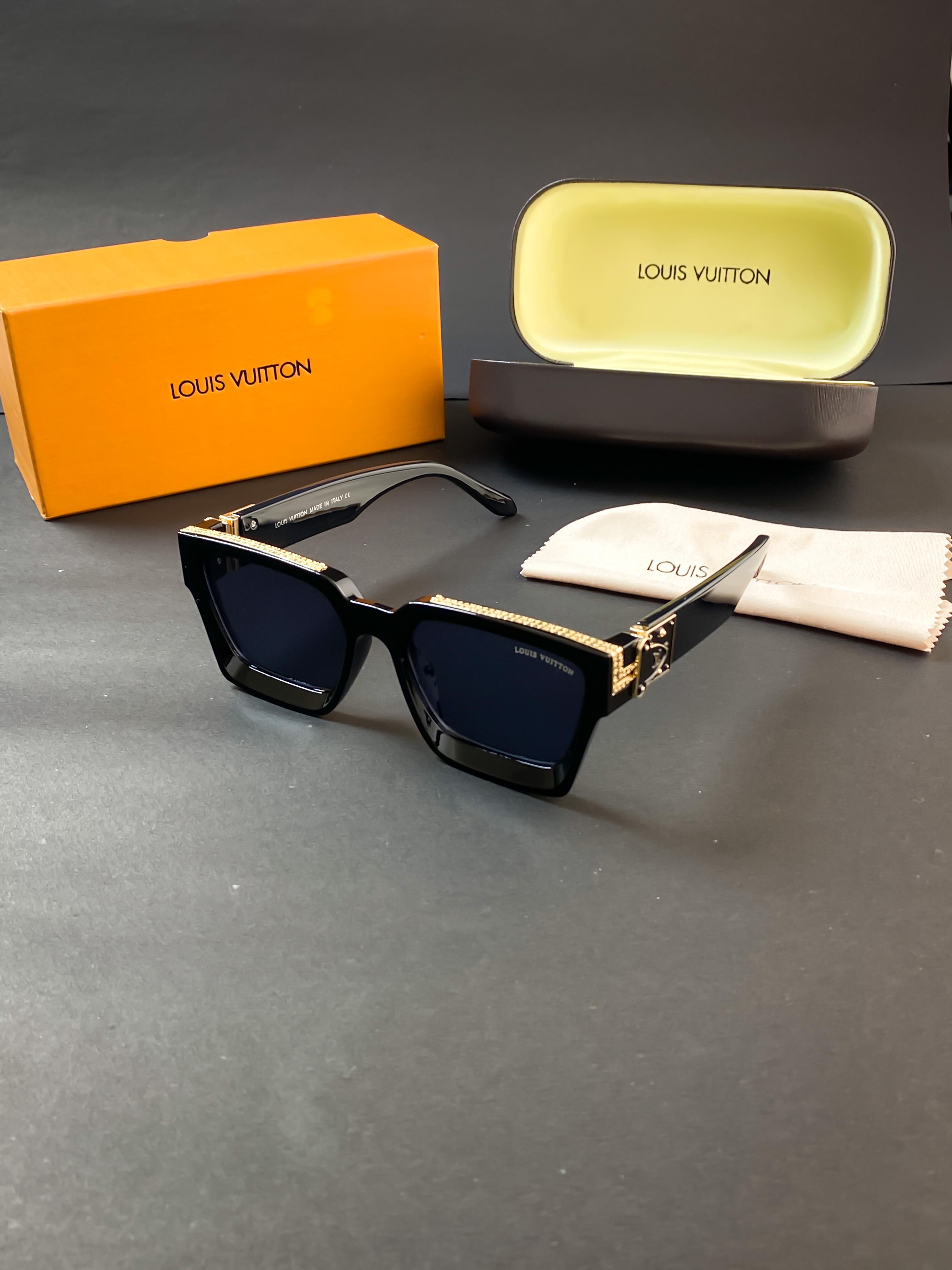 VUITTON GOLD BLACK 65-N
