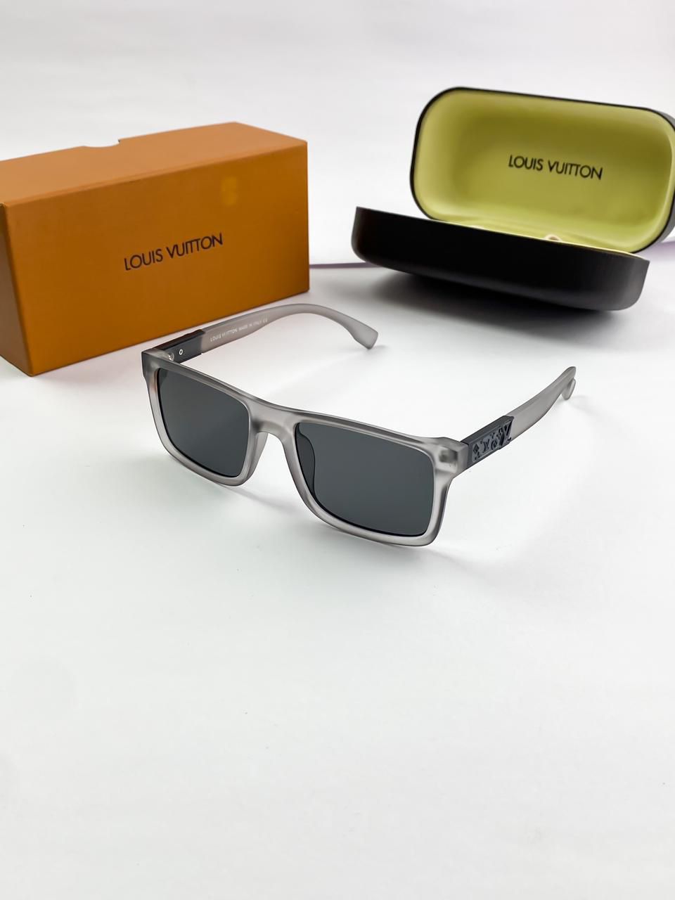 LOUI GREY BLACK