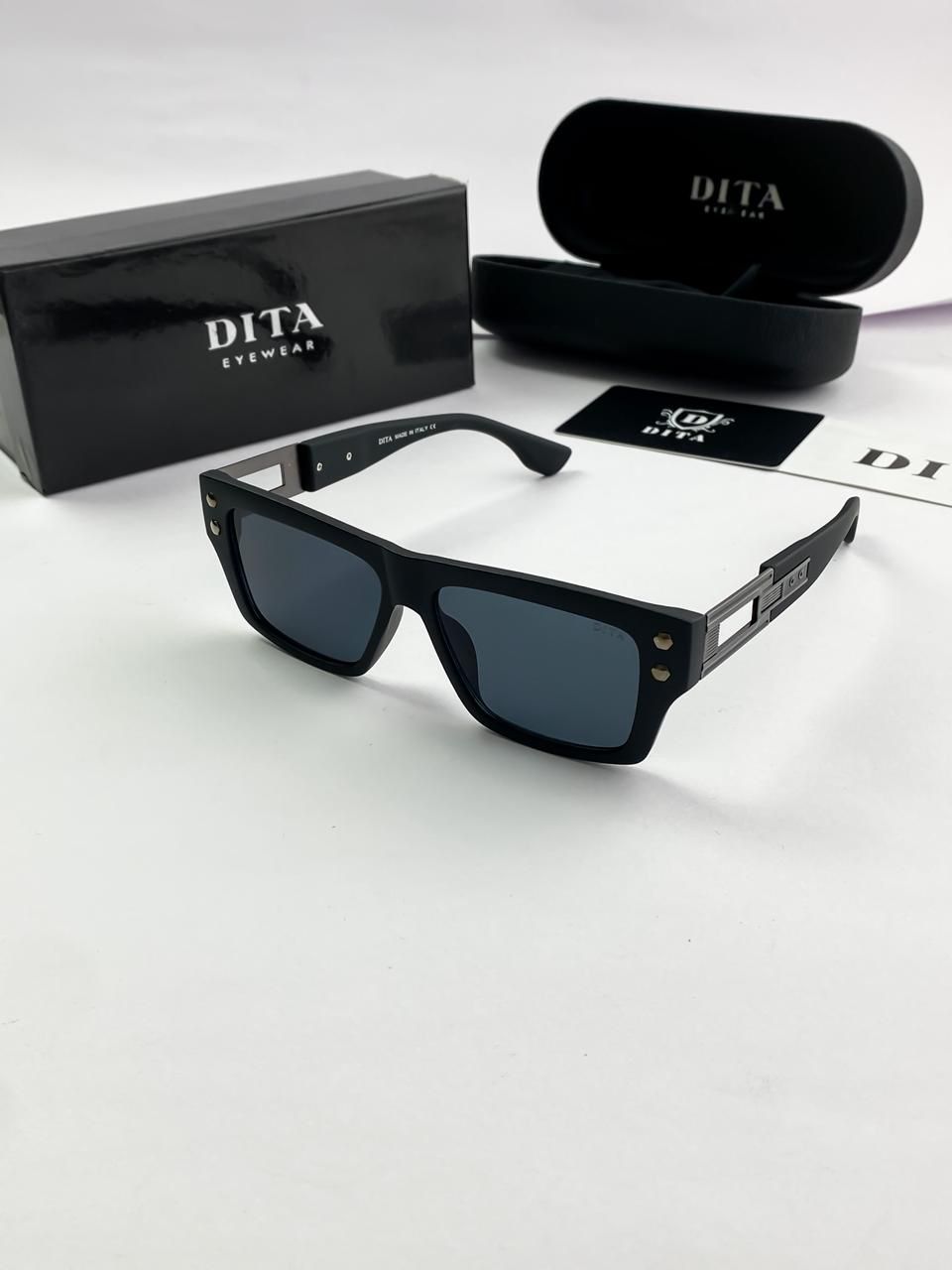 DIT BLACK 1001