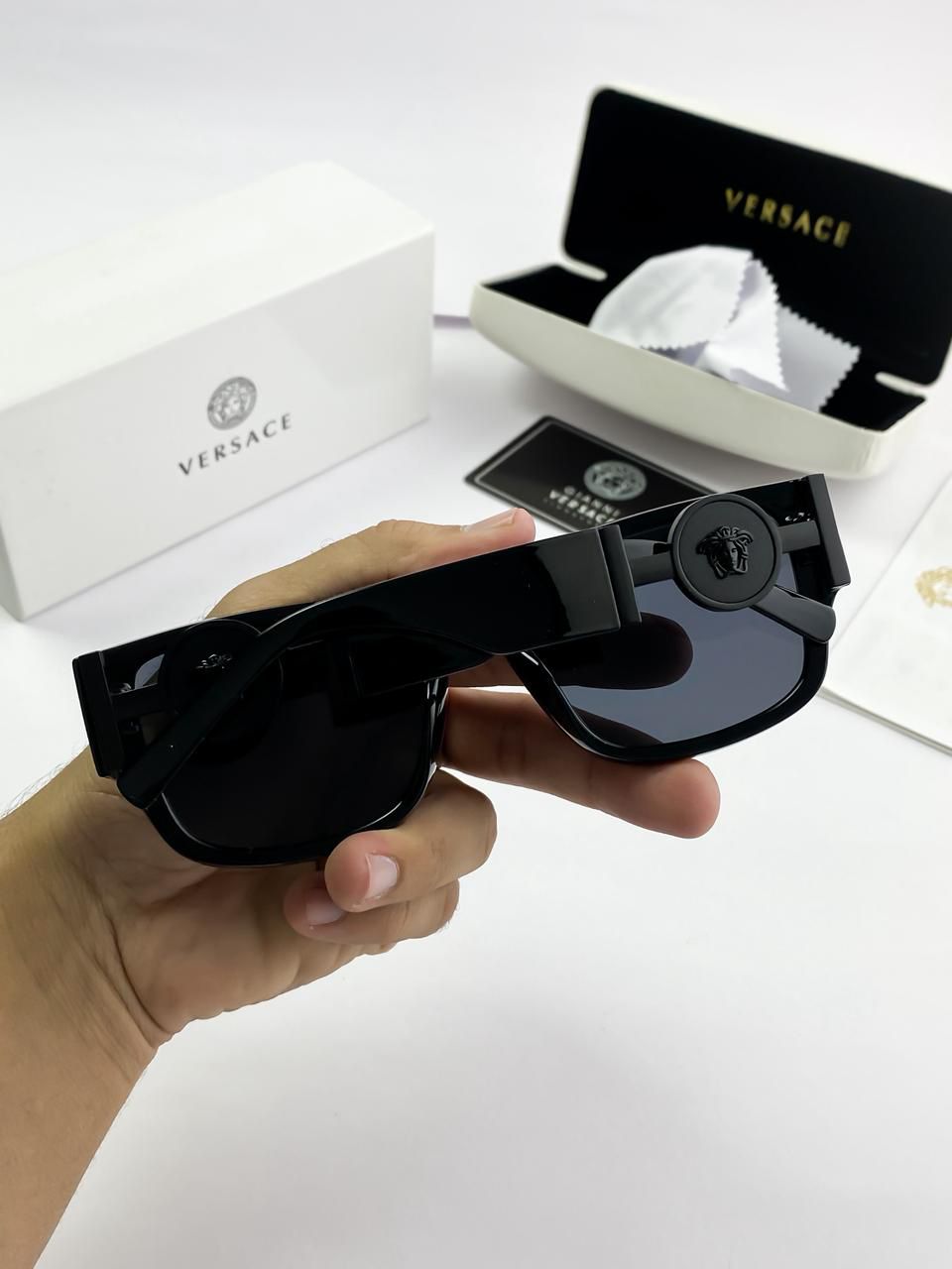 V=  BLACK STONE 250