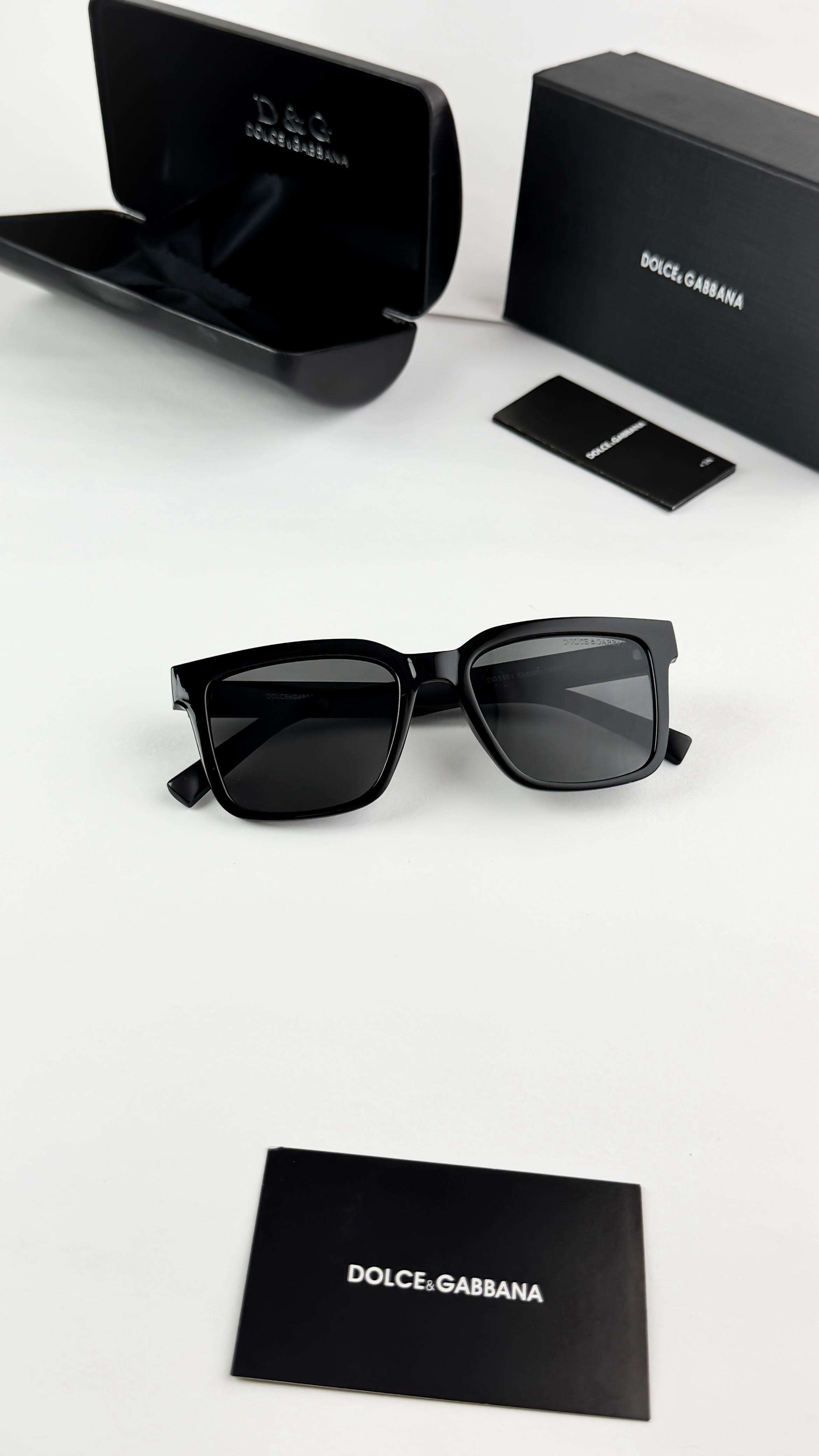 DOLC  BLACK 5101