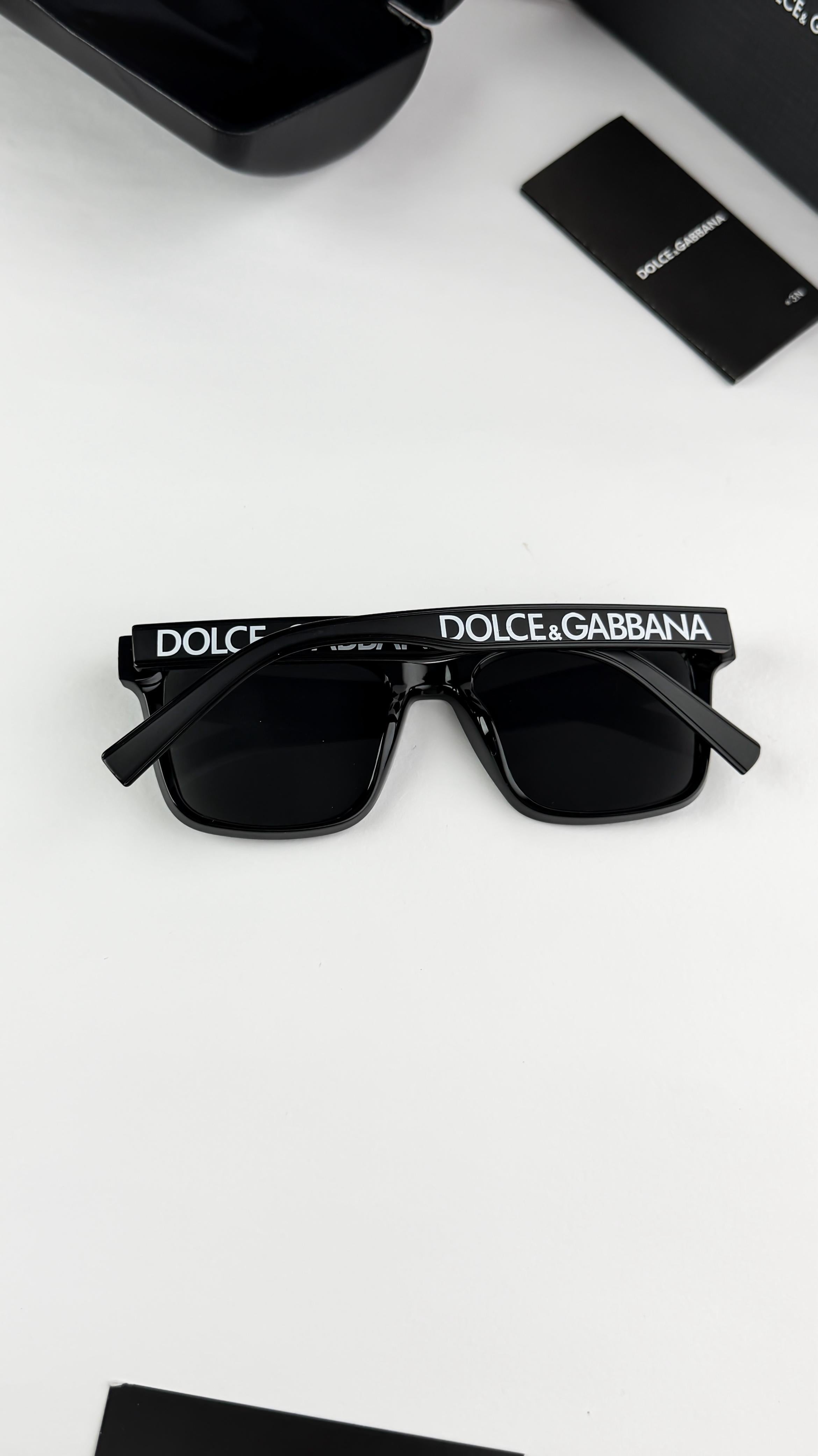 DOLC  BLACK 5101