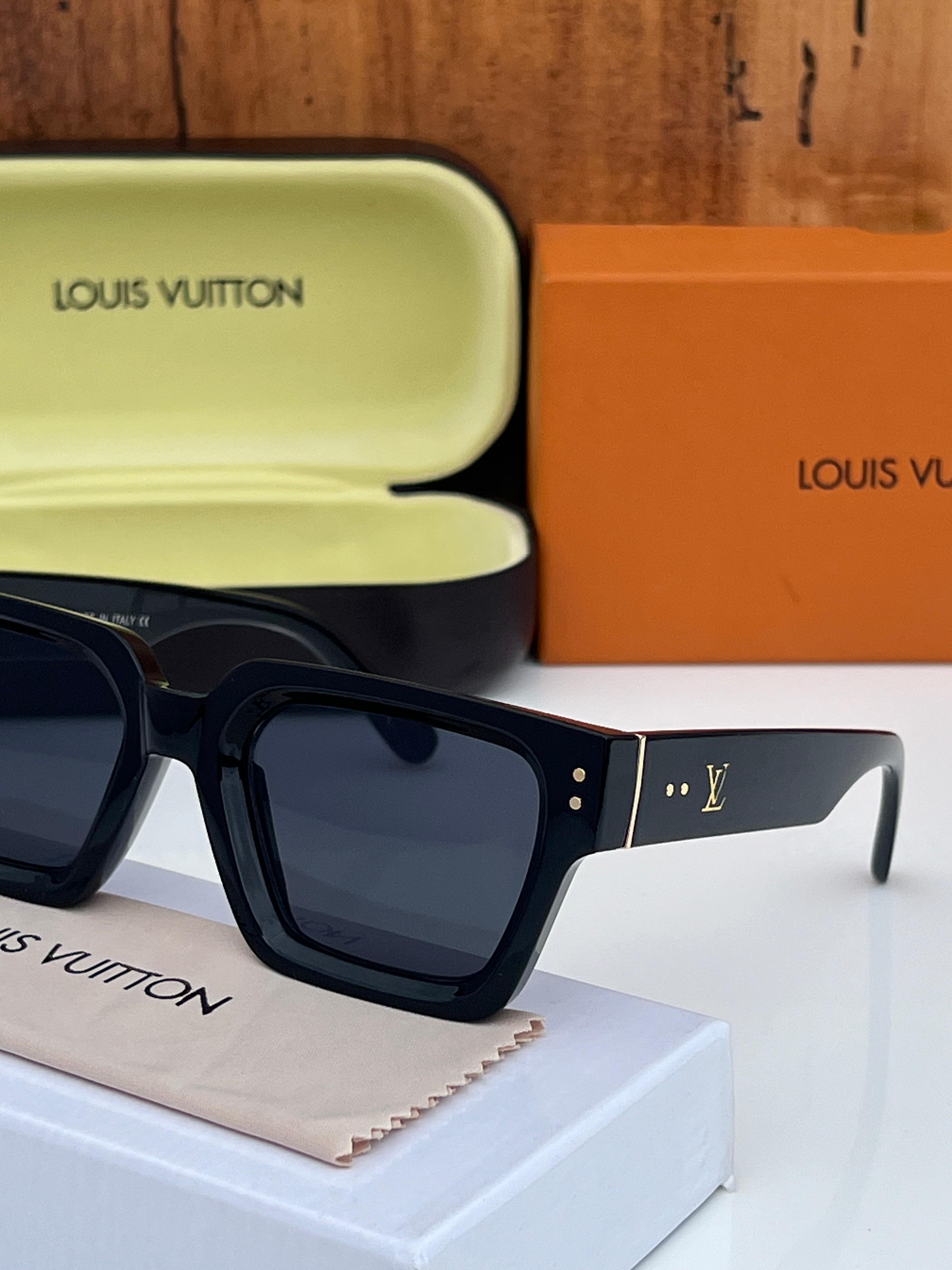 Lo_uis vui_tton 35104 full black Sunglass