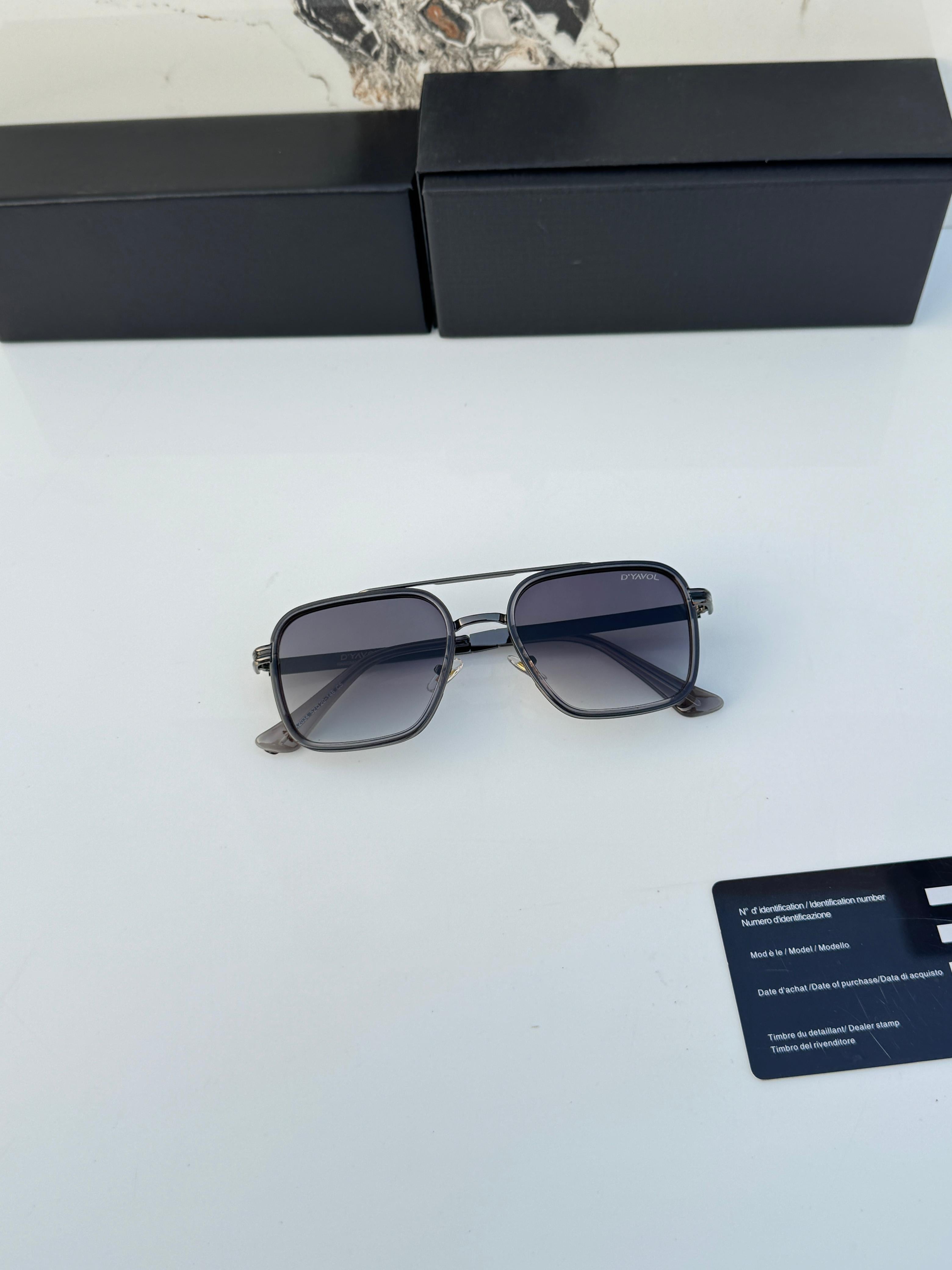 Dya_vol_ shaded Sunglass