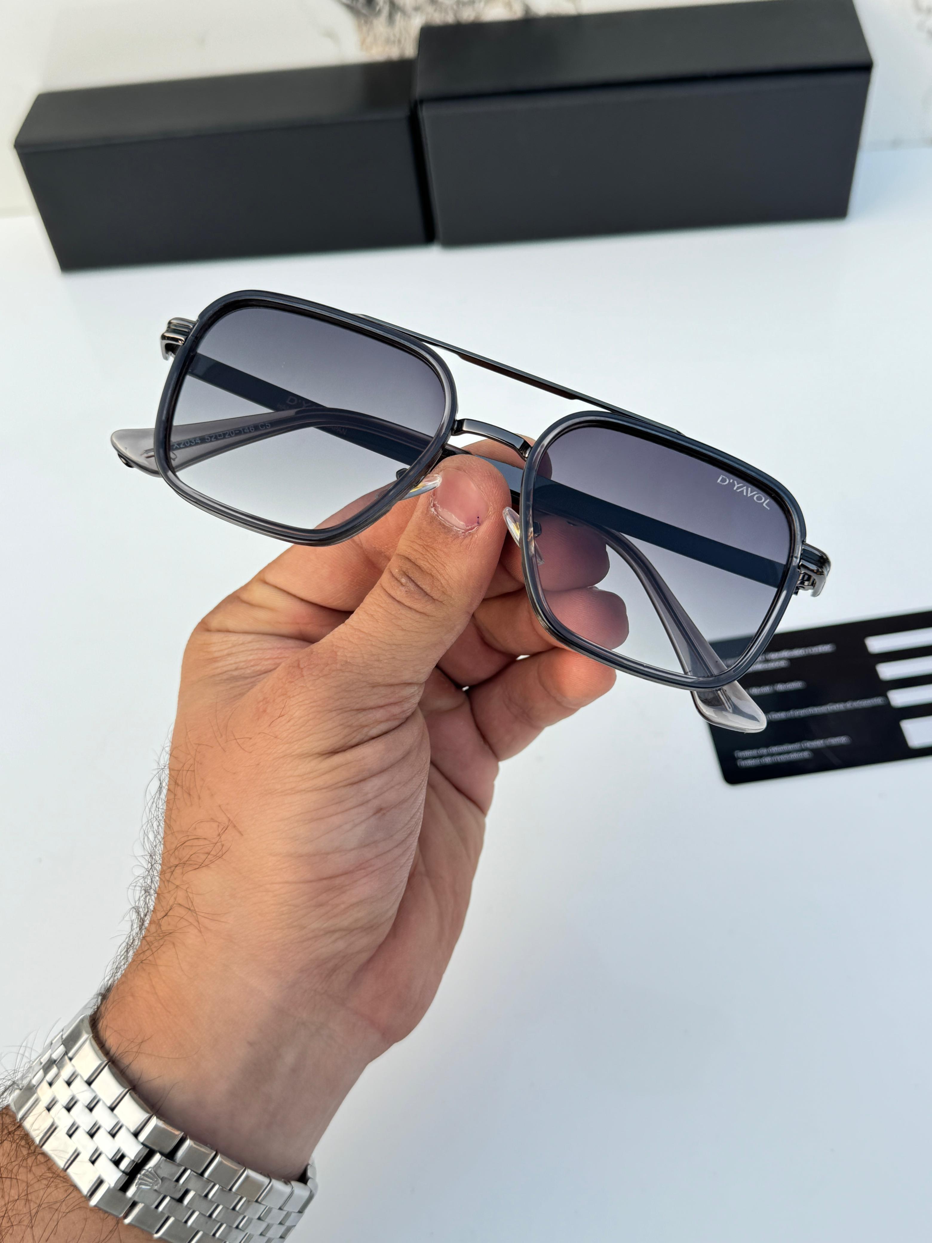 Dya_vol_ shaded Sunglass