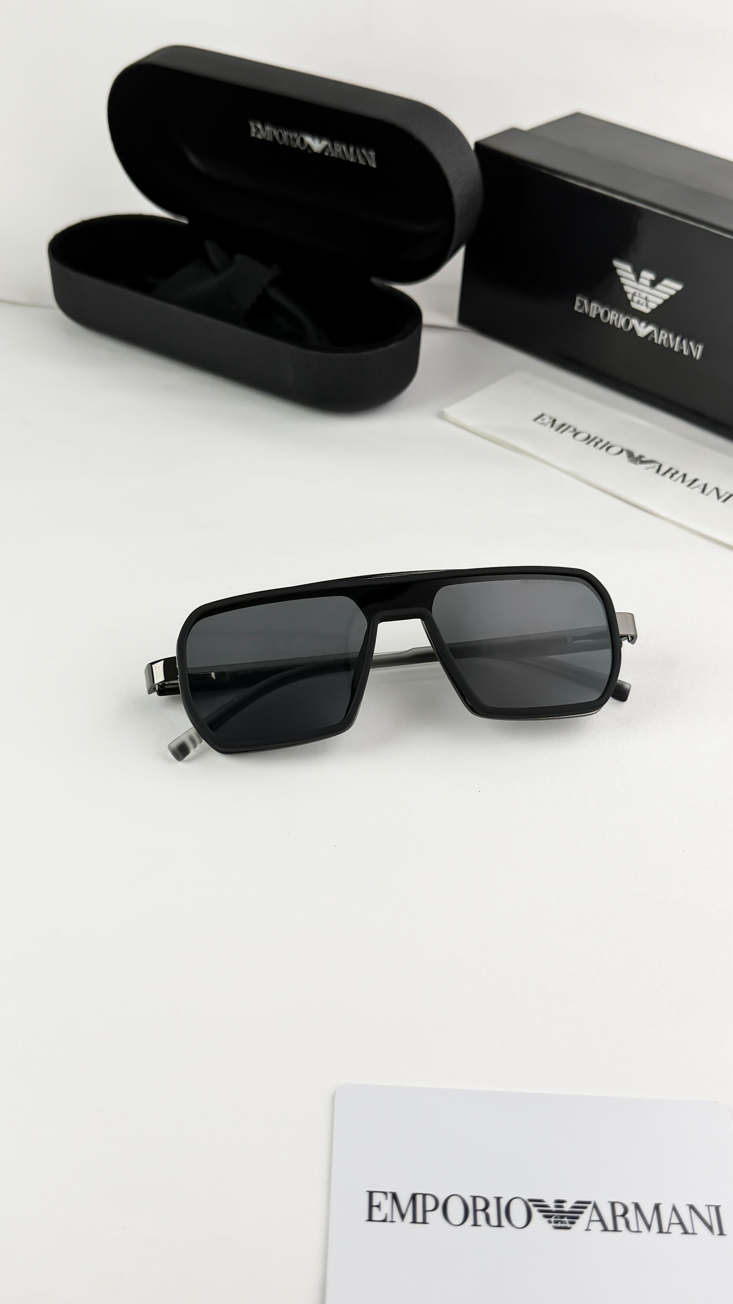 ARM  BLACK 8150 SUNGLASS
