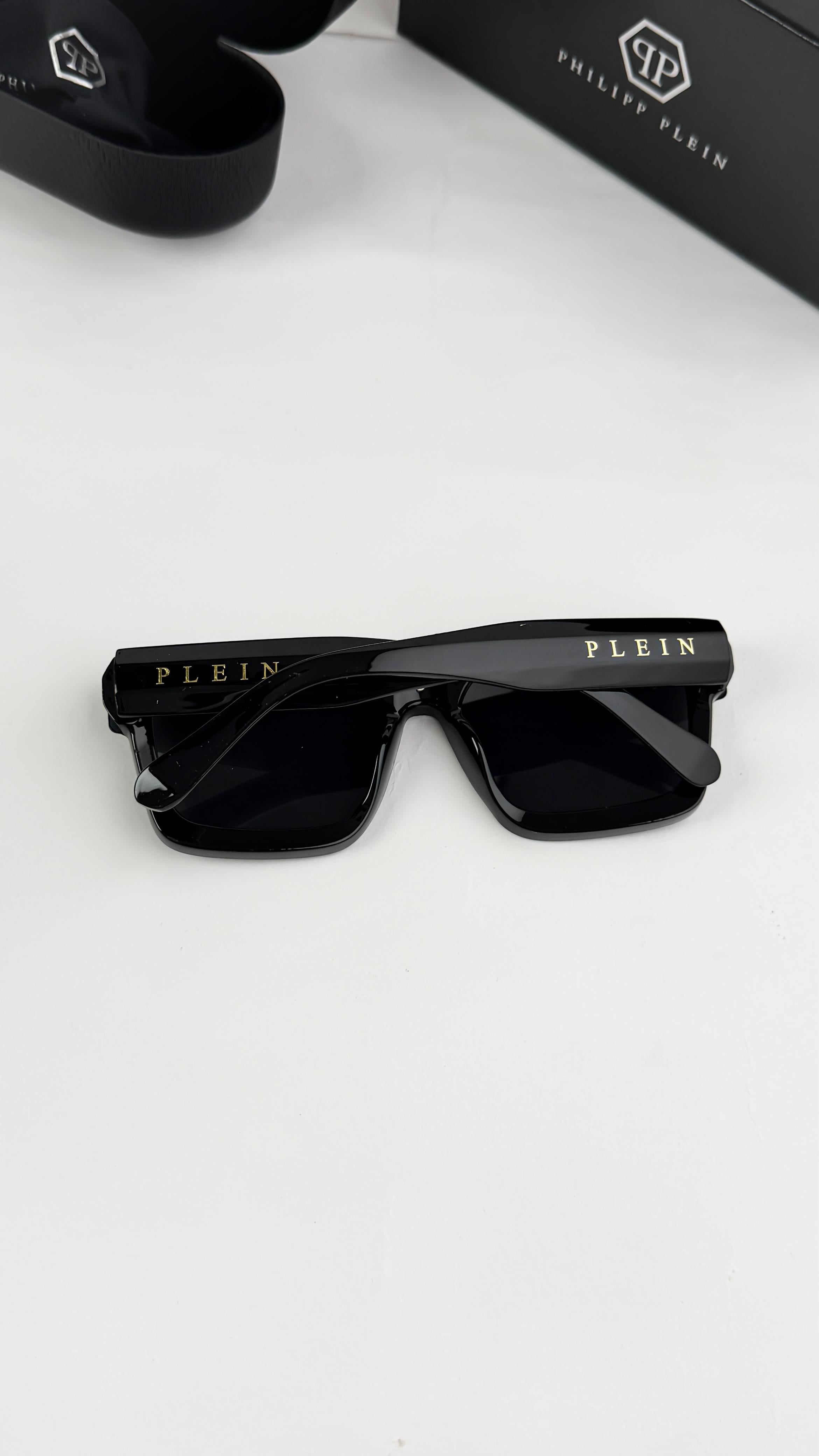 PHIL GOLD BLACK 146 SUNGLASS