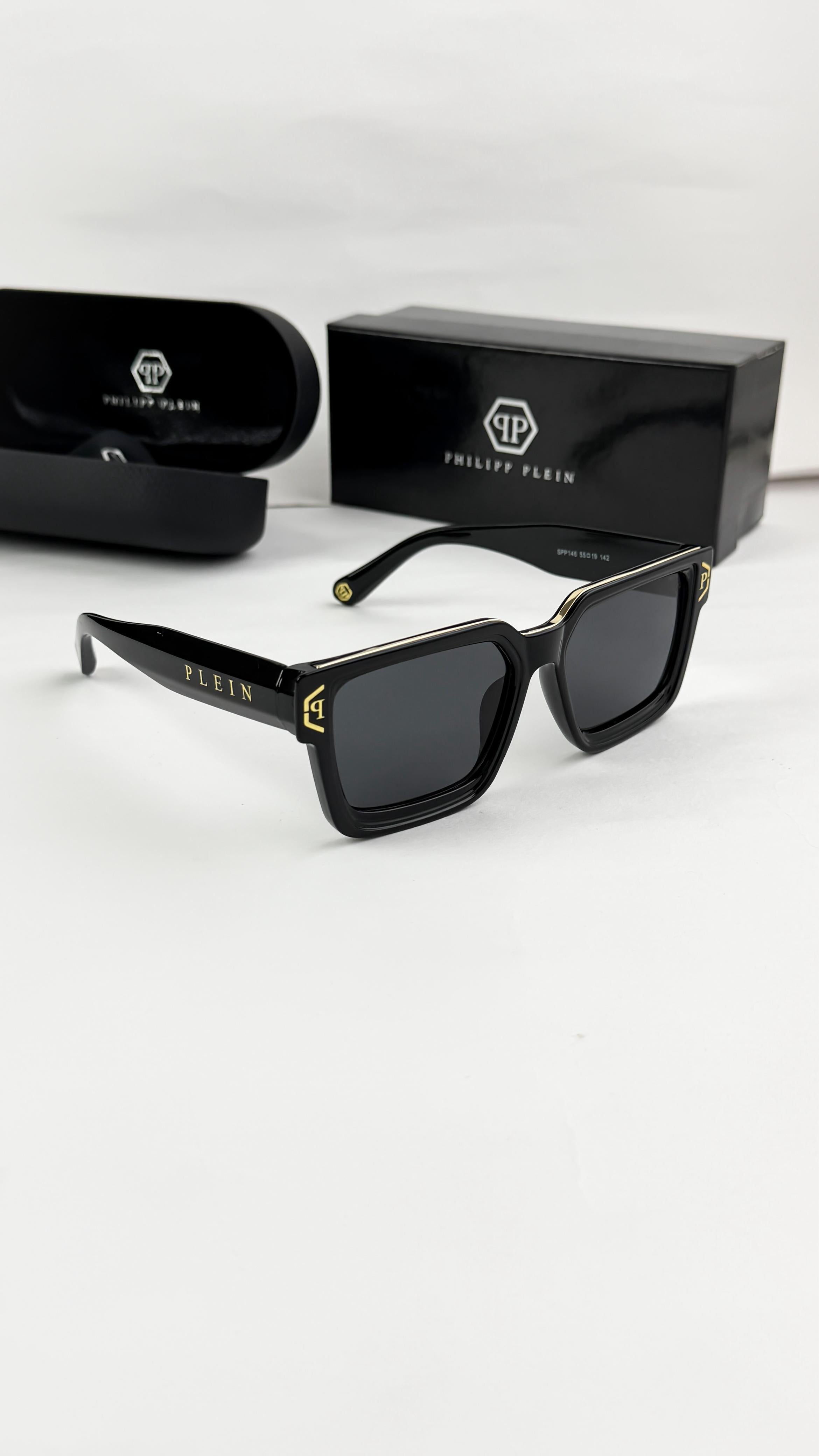 PHIL GOLD BLACK 146 SUNGLASS