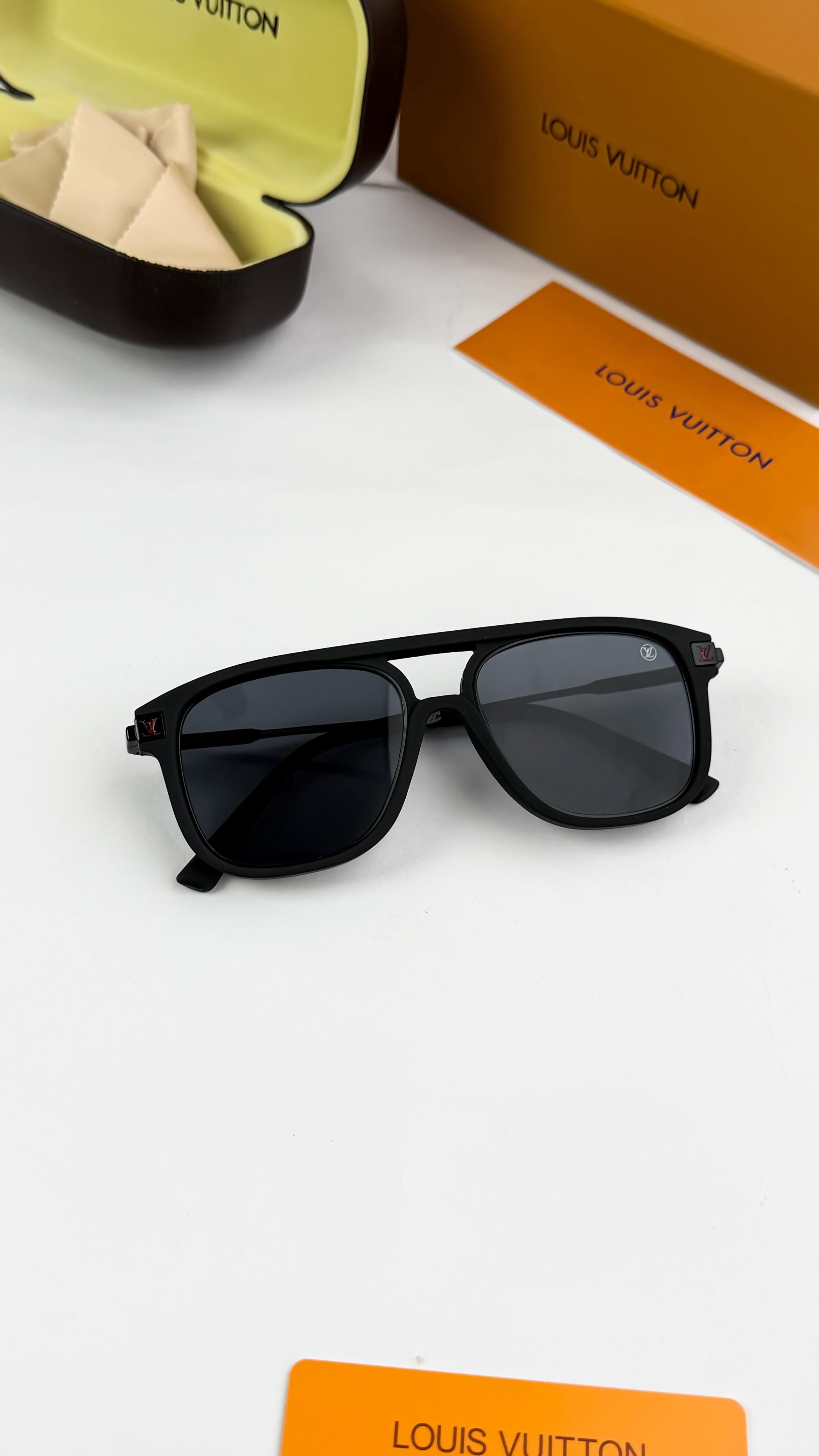 LOUI  BLACK 2595 SUNGLASS