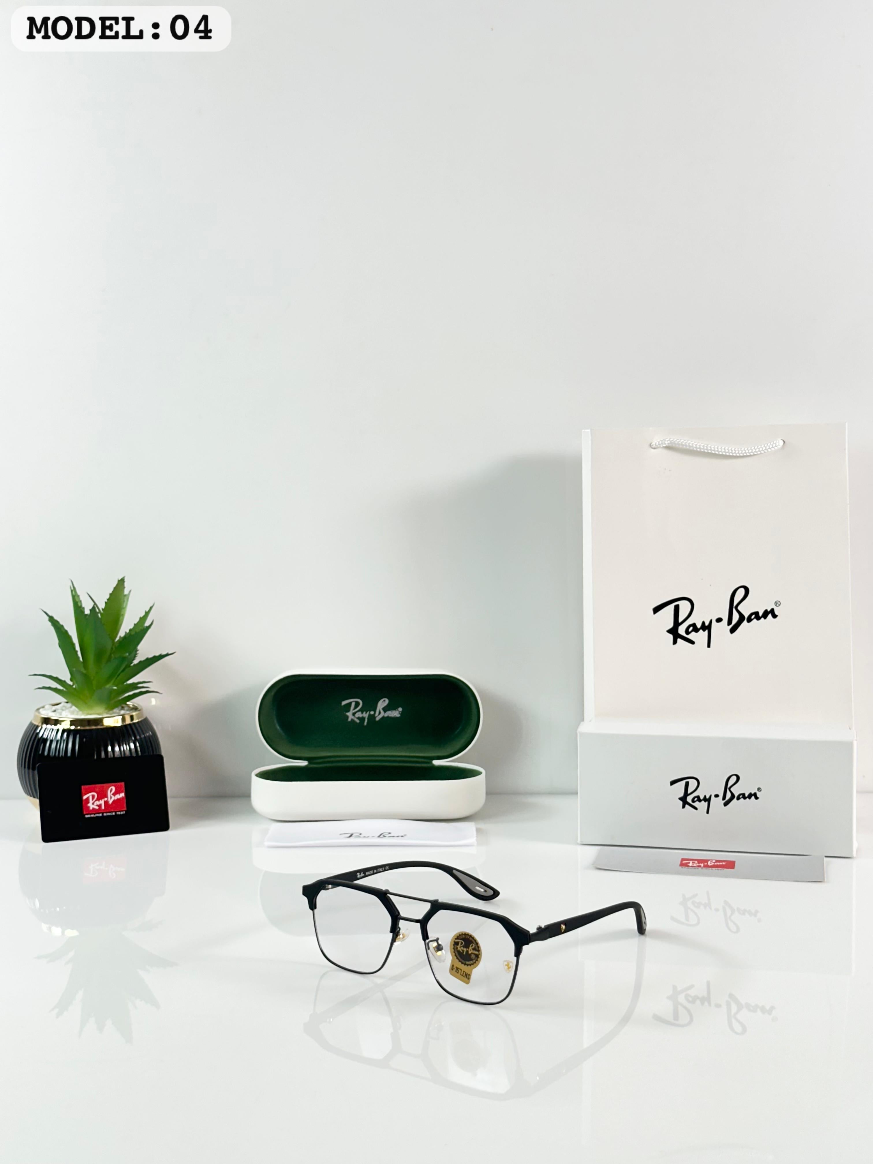 RAY 04 BLACK FRAME