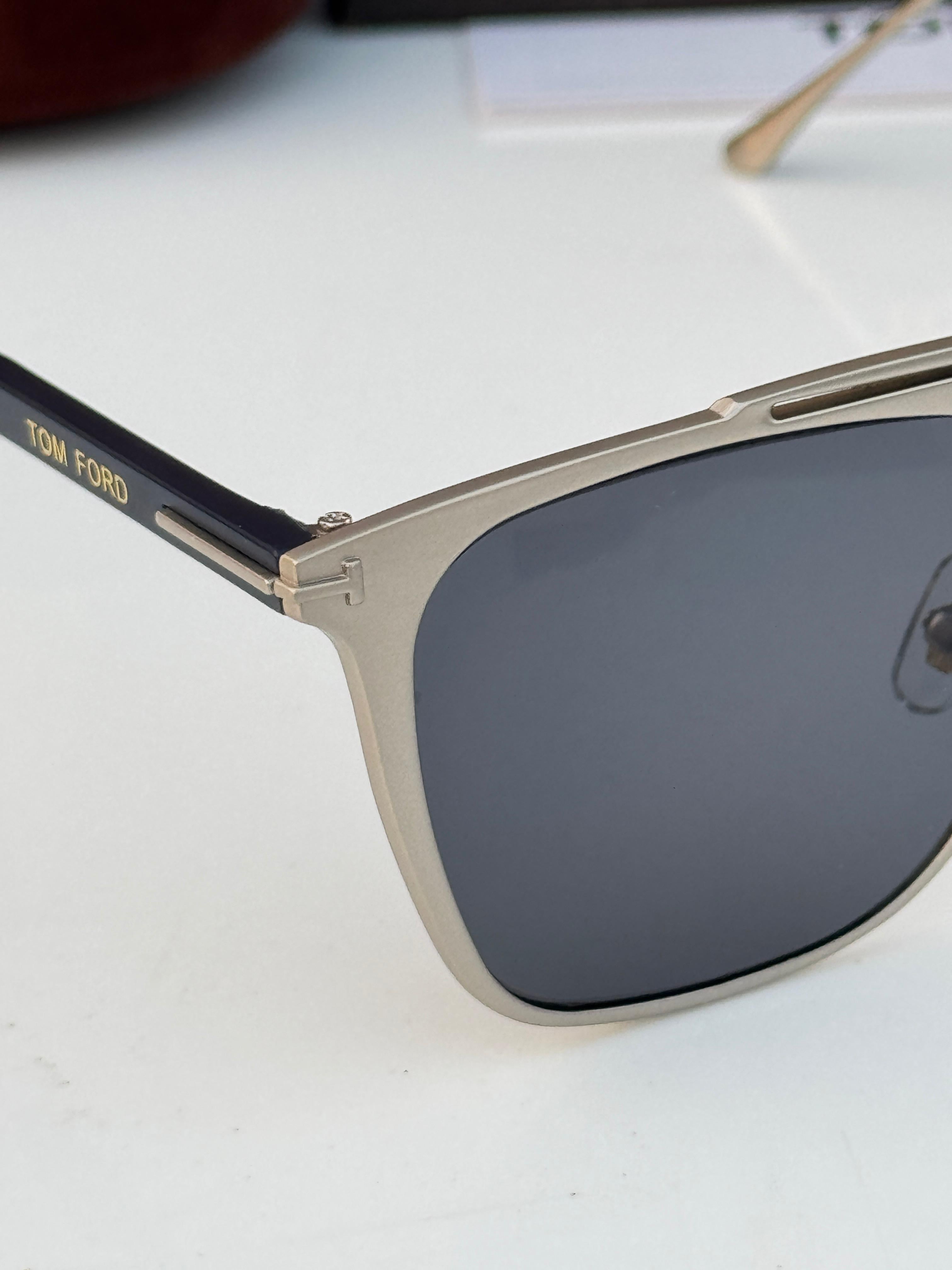 Tom 26003 silver black