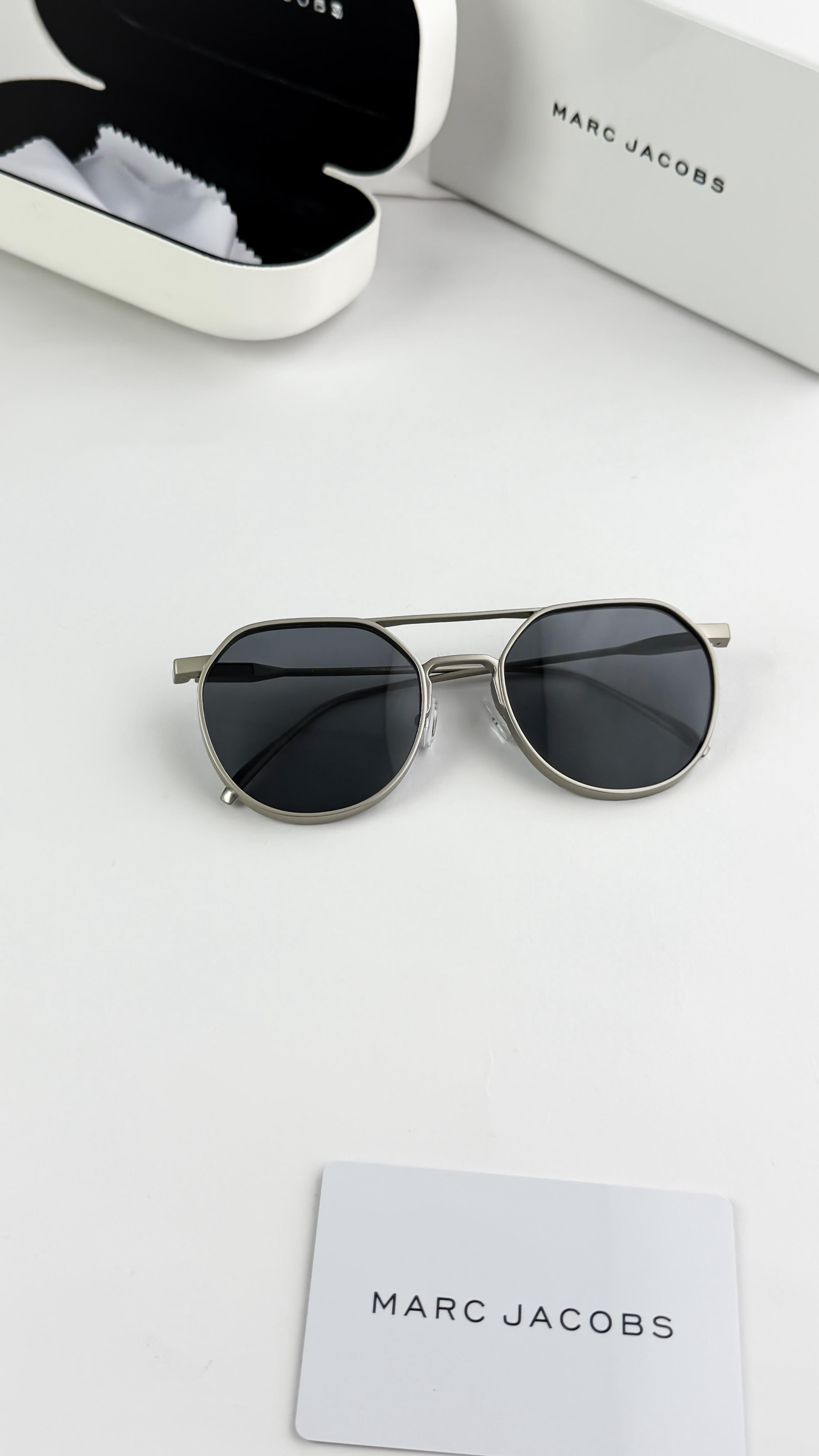 MAR SILVER BLACK 5051