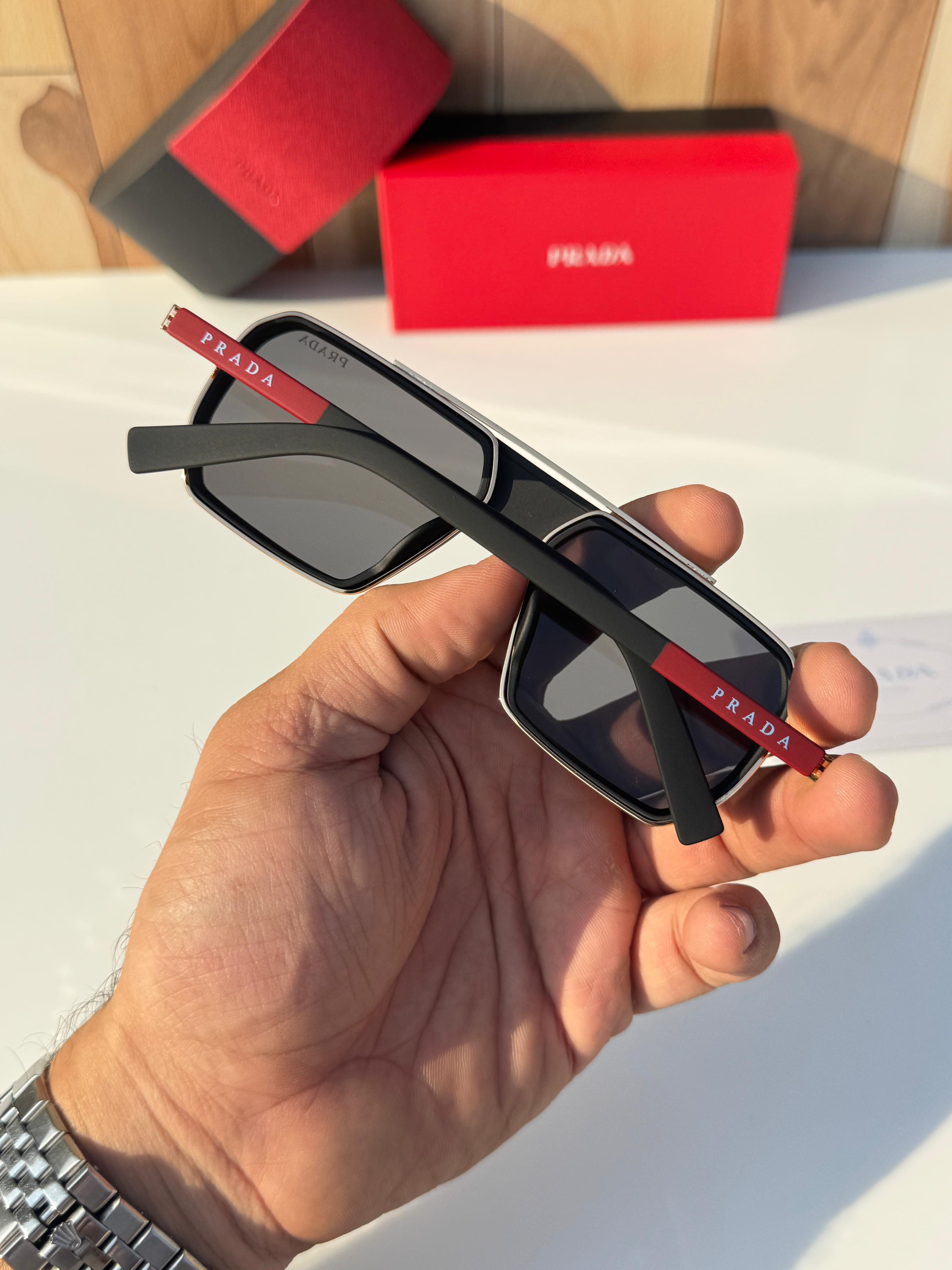 Pra 8151 black gold  SUNGLASS