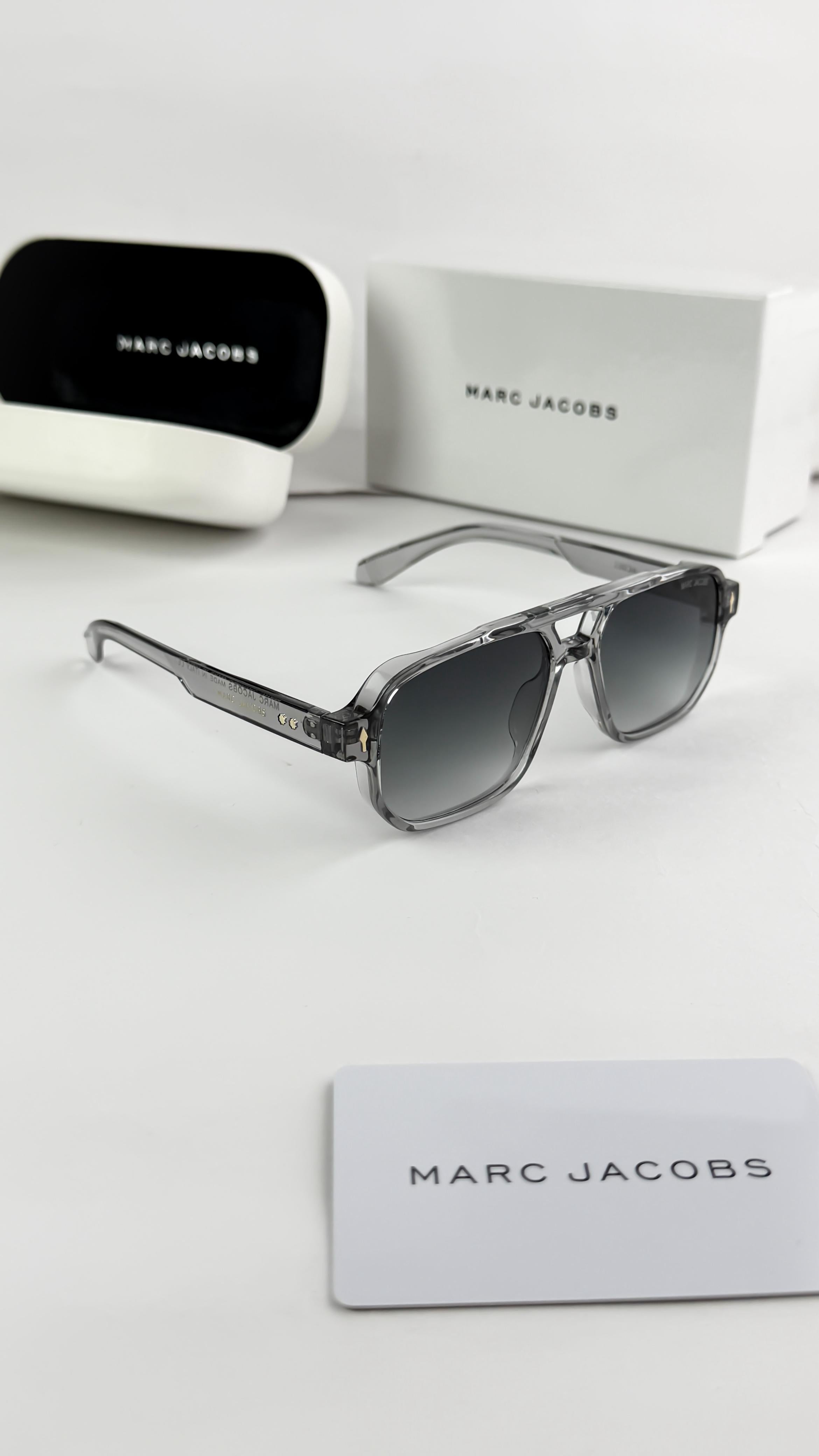 MARC GREY SHADED SUNGLASS
