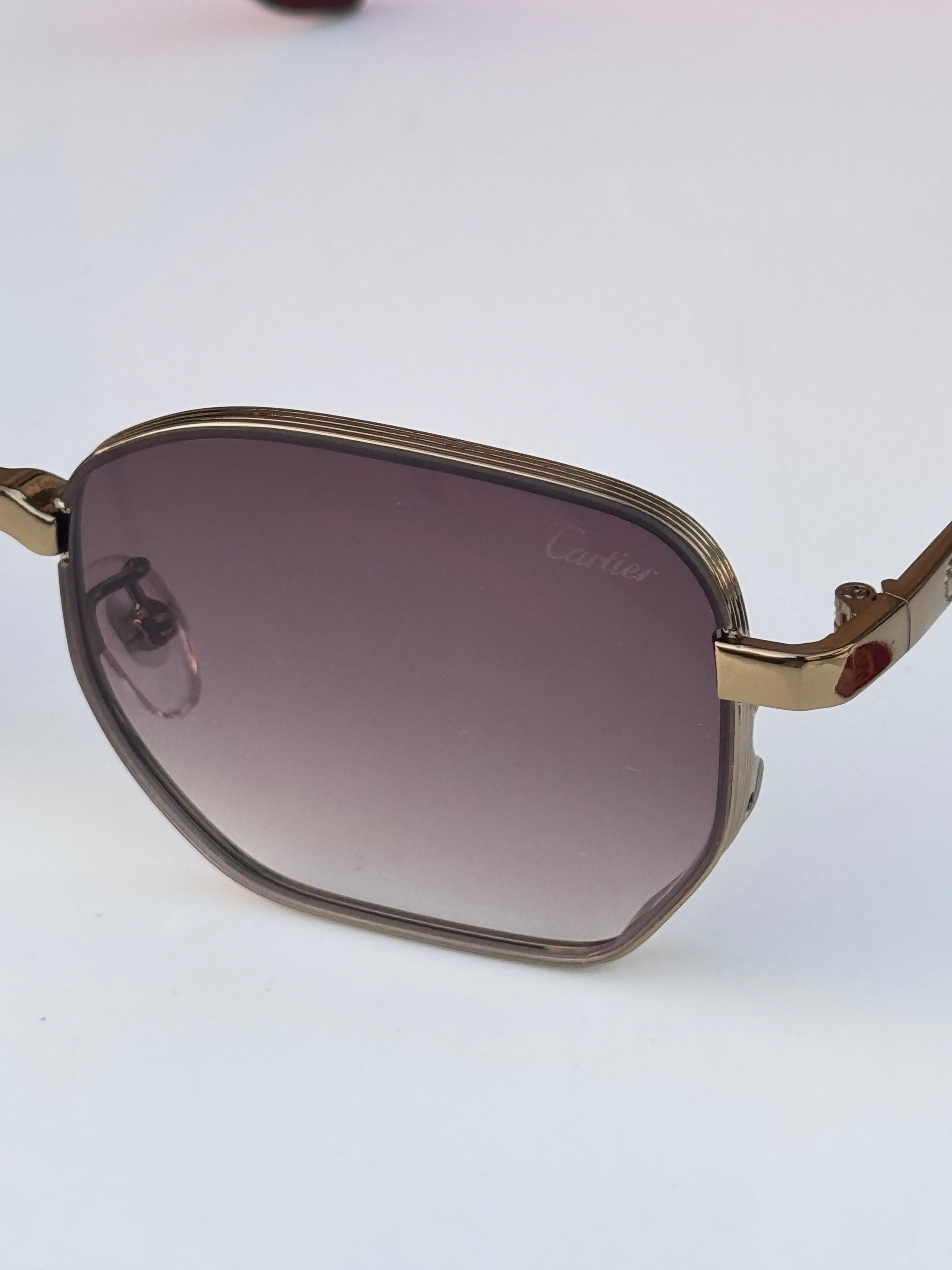 C_ar_tier 2684 copper brown