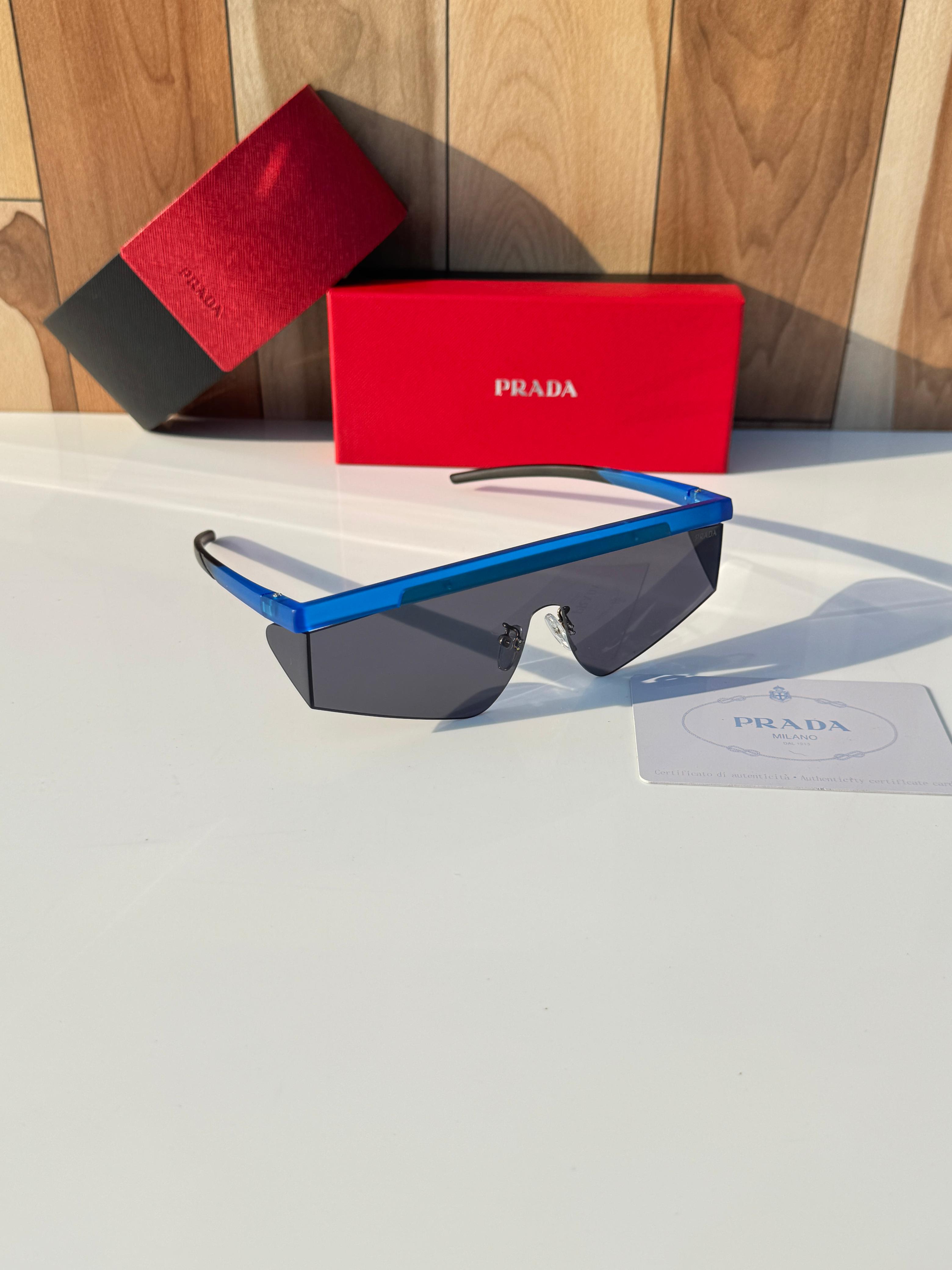 Pra_d_a 217 blue black