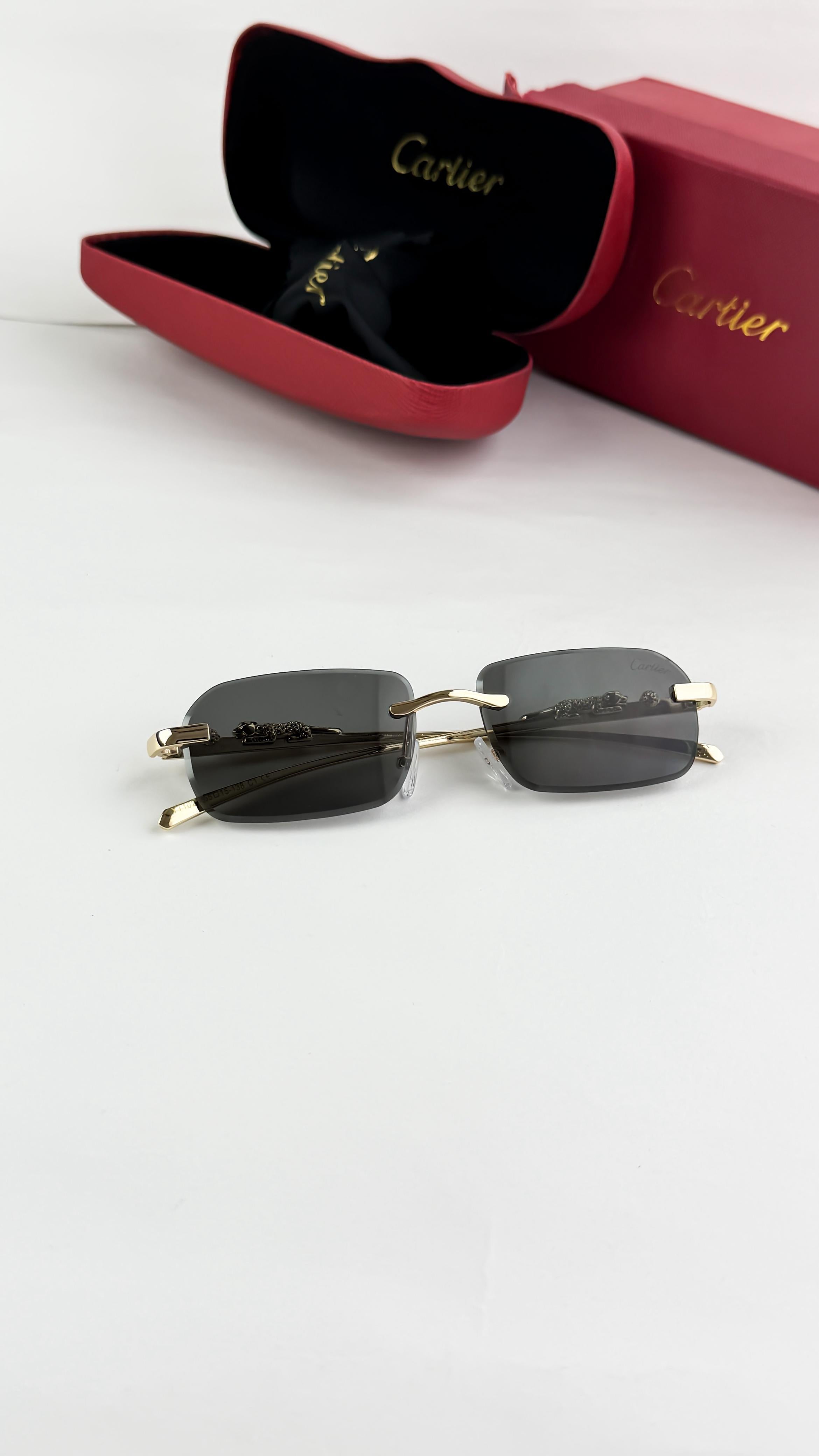 CAR GOLD BLACK 1021