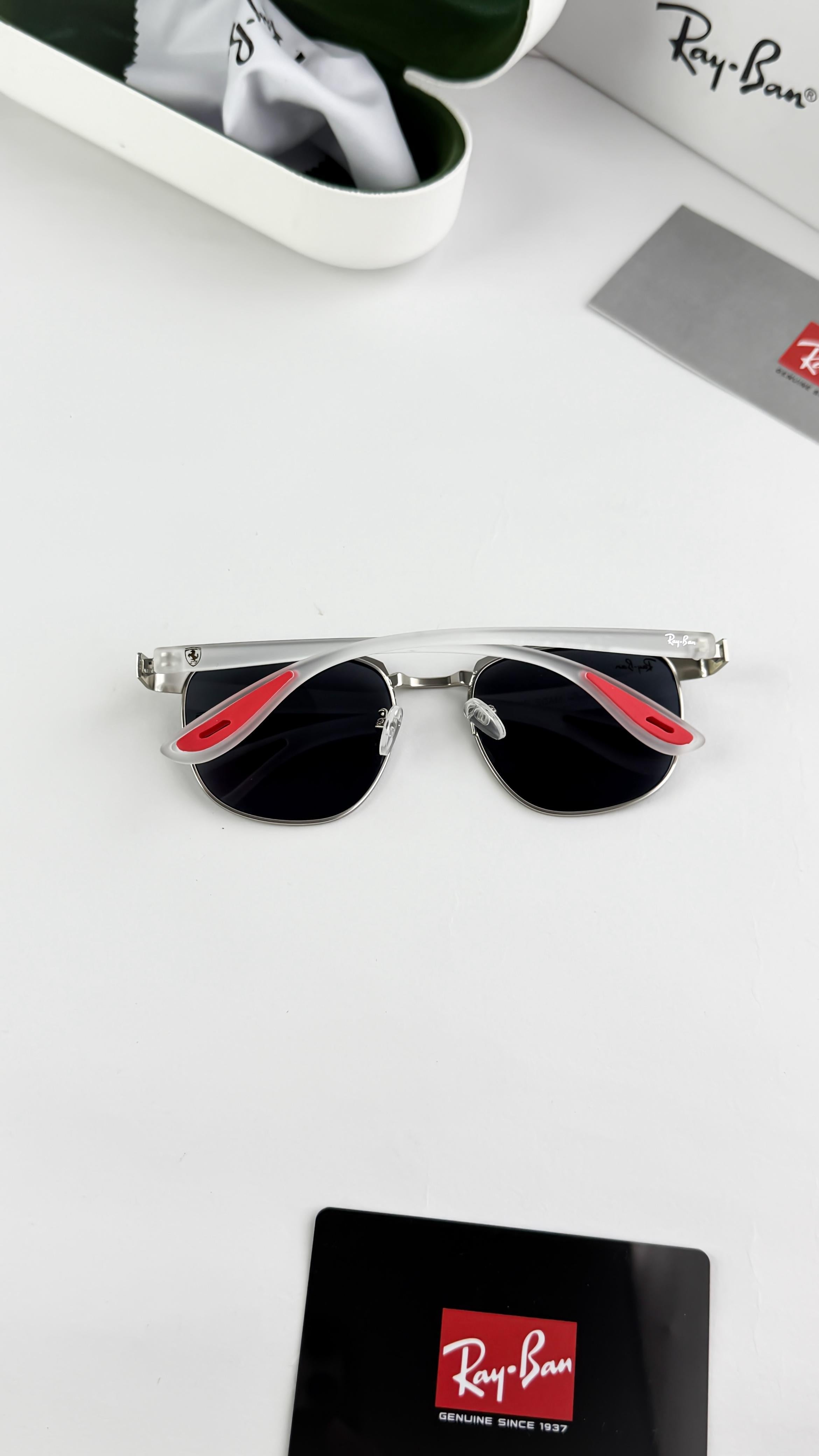 RAYB  ICE BLACK 03