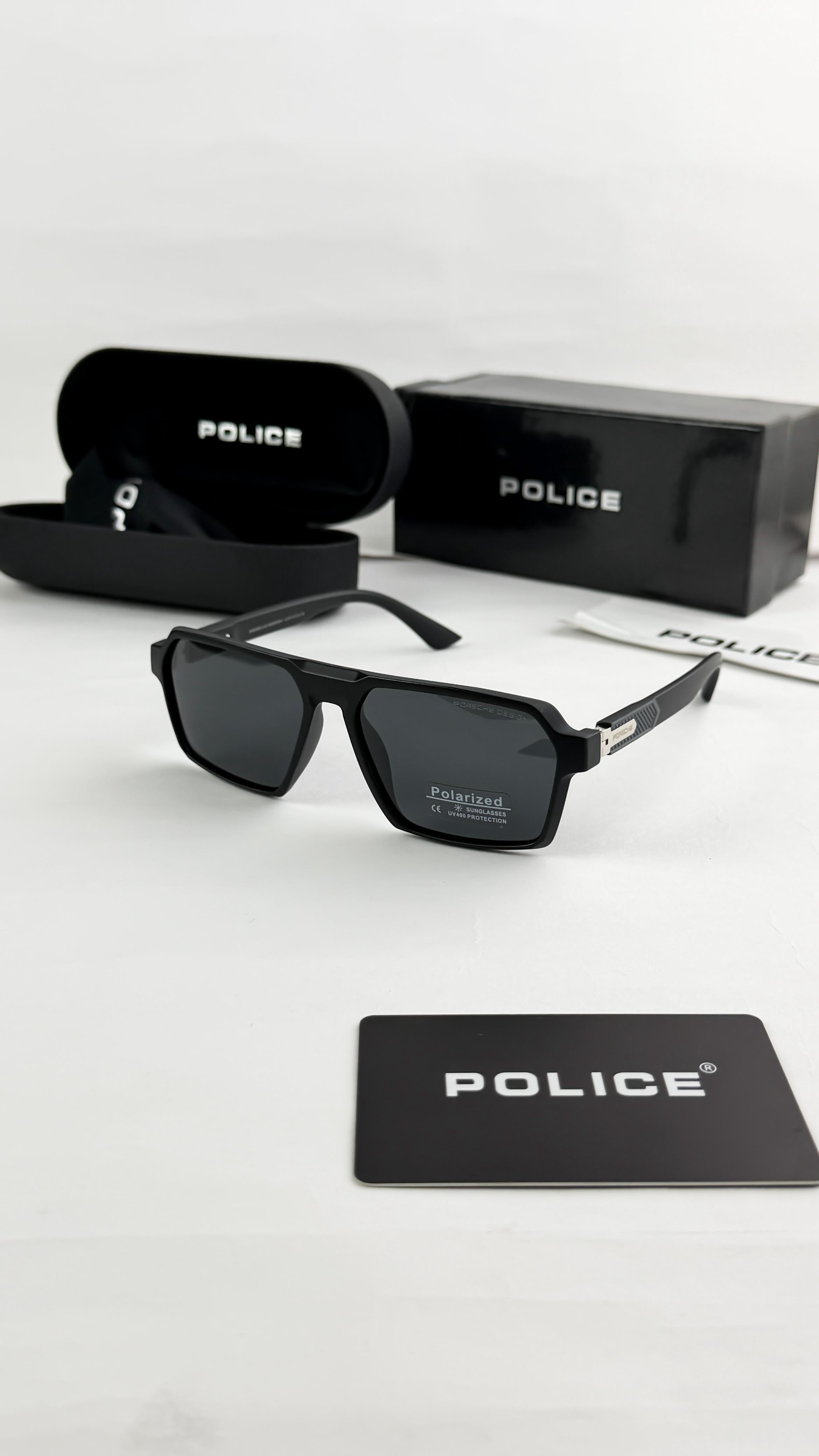 POCHE BLACK SUNGLASS