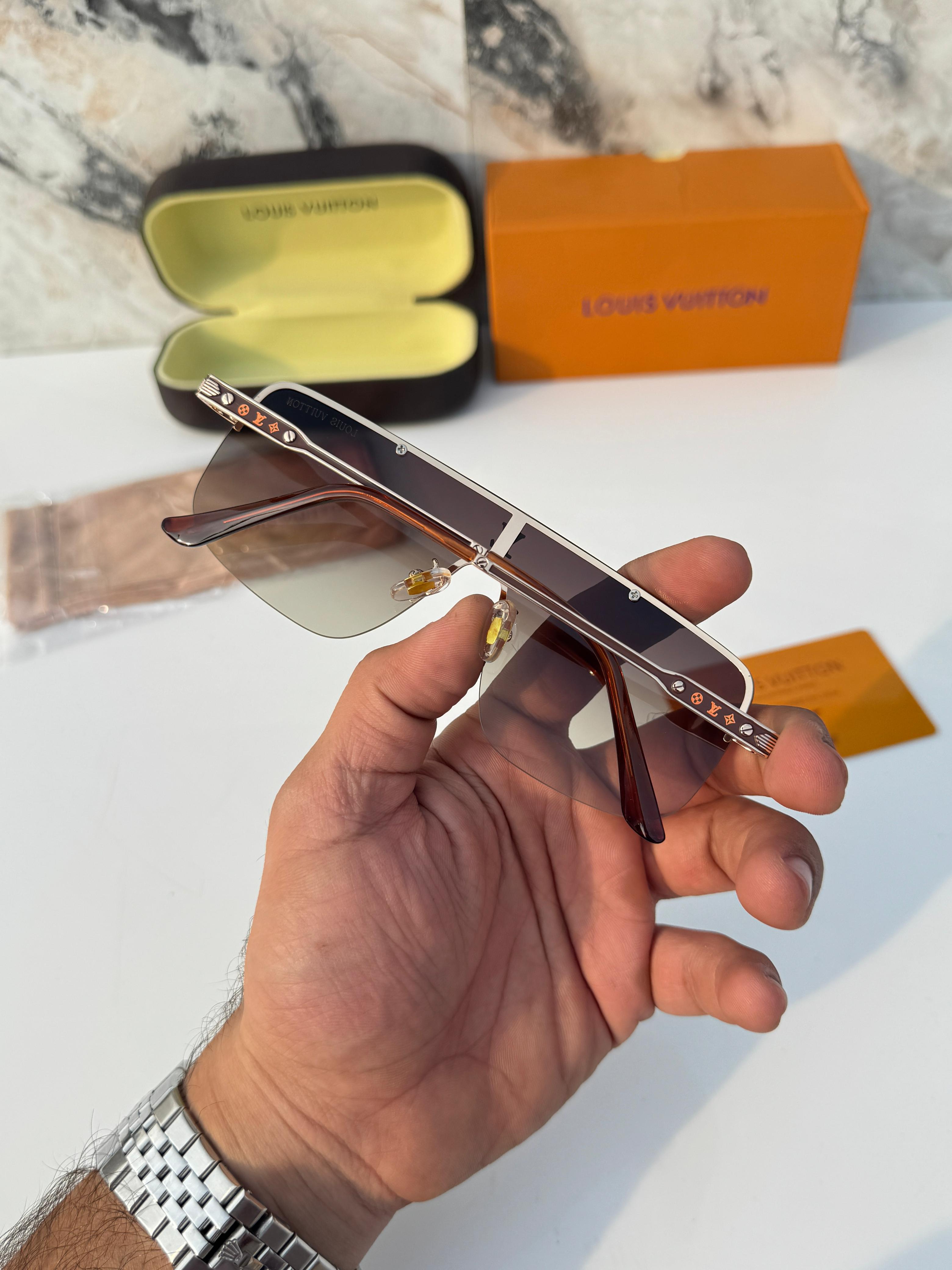 Loui  33015 gold brown  SUNGLASS