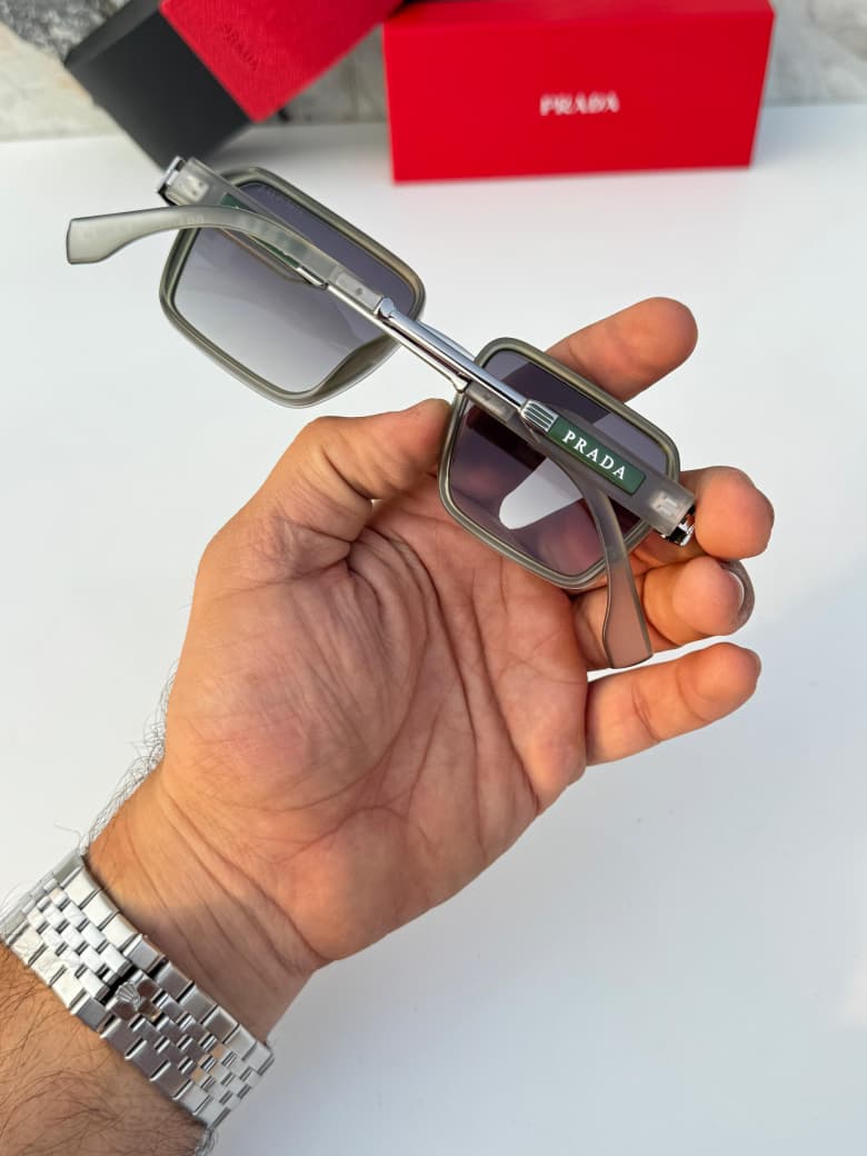 PrA 590 green SUNGLASS