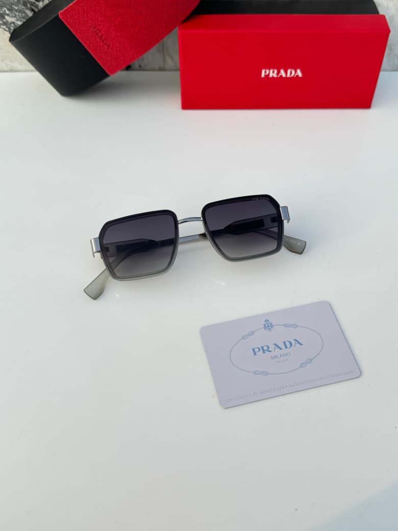 PrA 590 green SUNGLASS