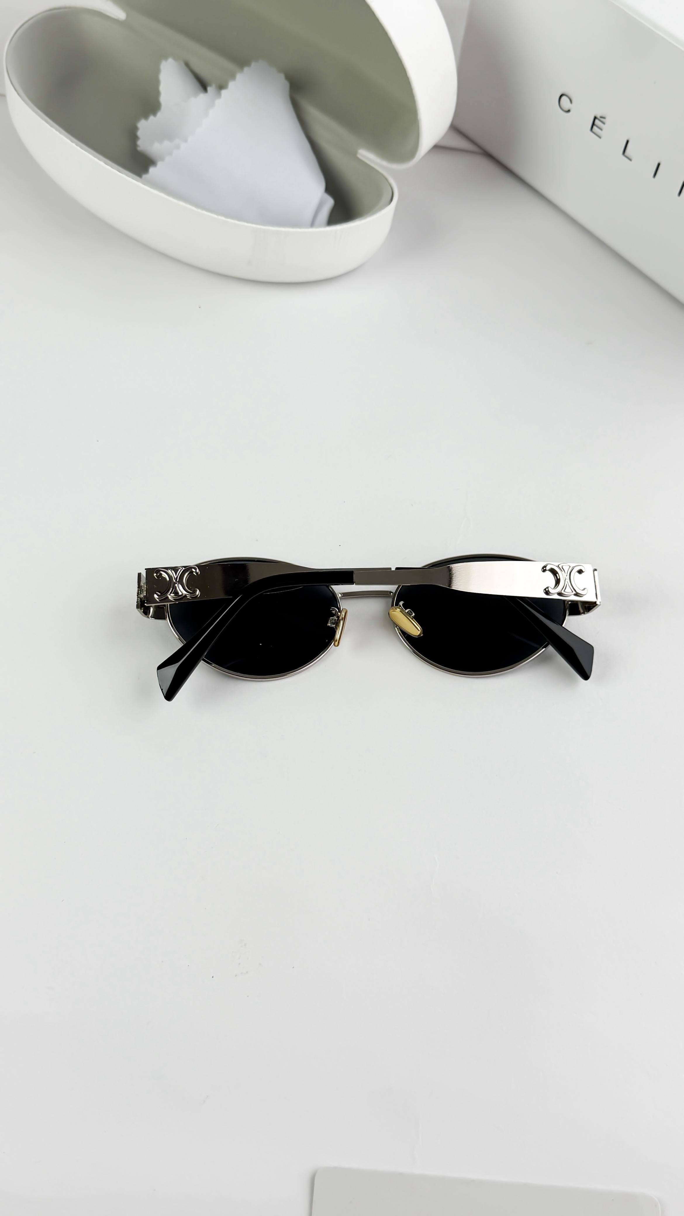 CEL SILVER BLACK 1006 SUNGLASS