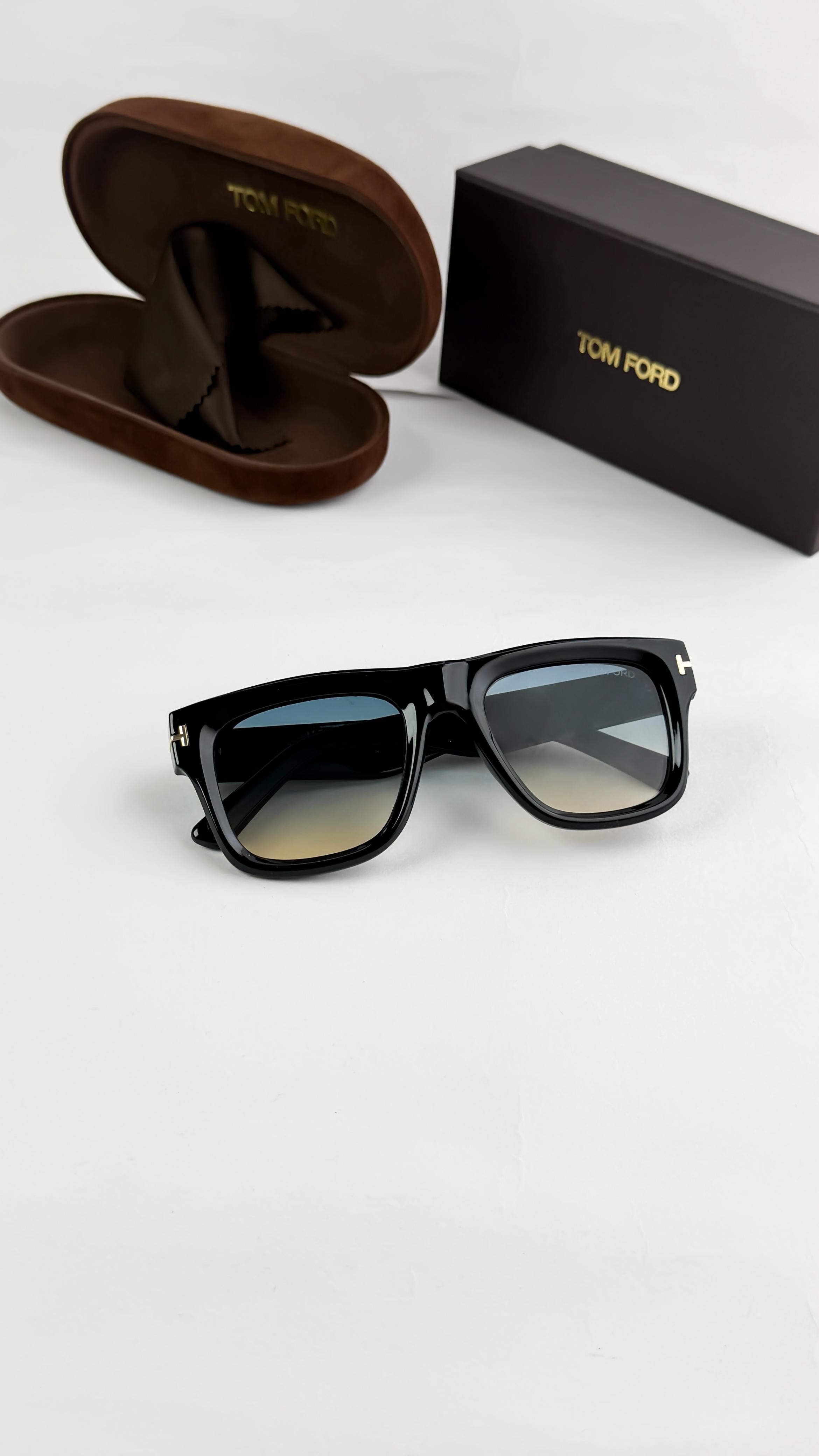 TOM  SEA GREEN 259 SUNGLASS