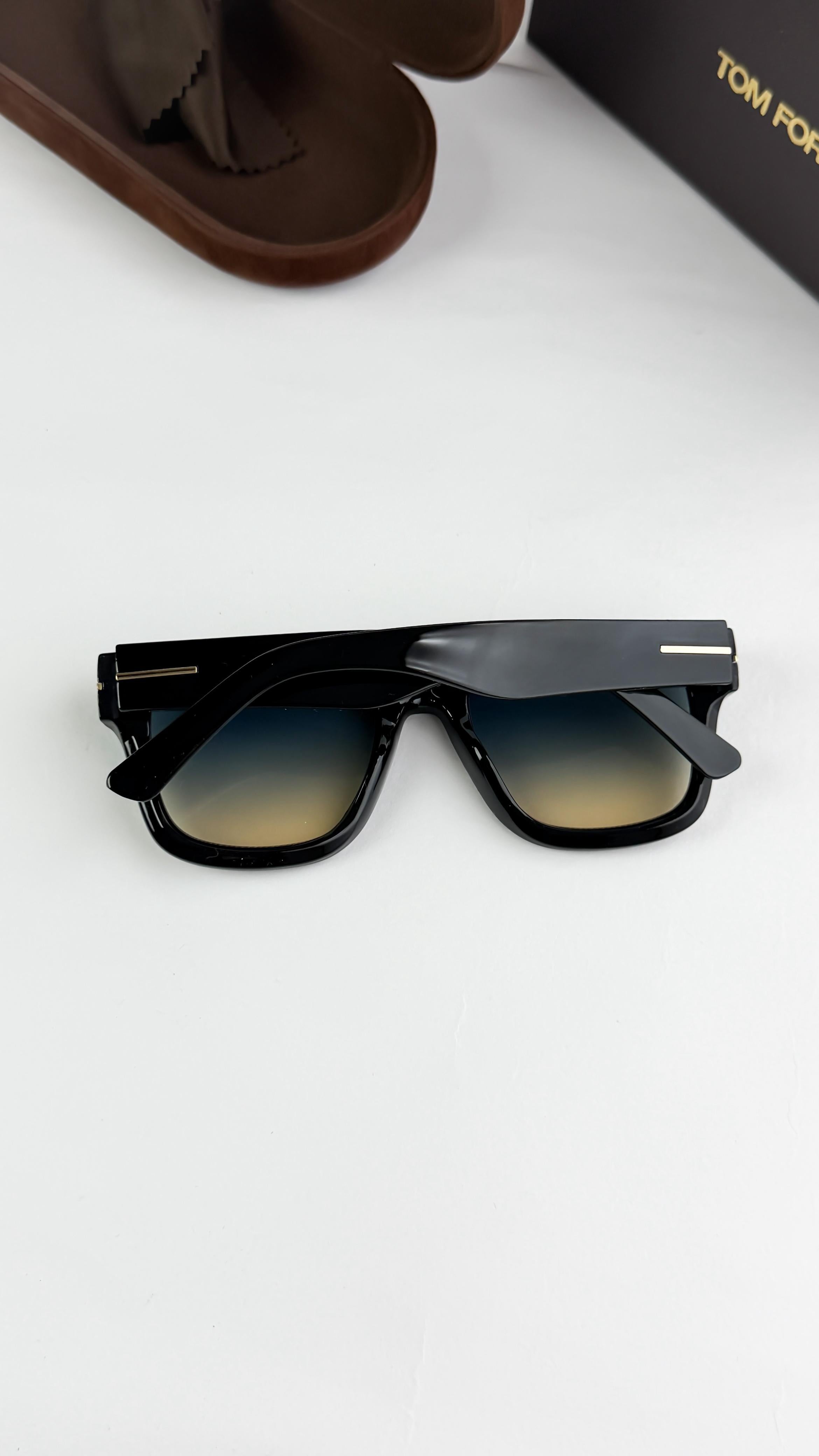 TOM  SEA GREEN 259 SUNGLASS