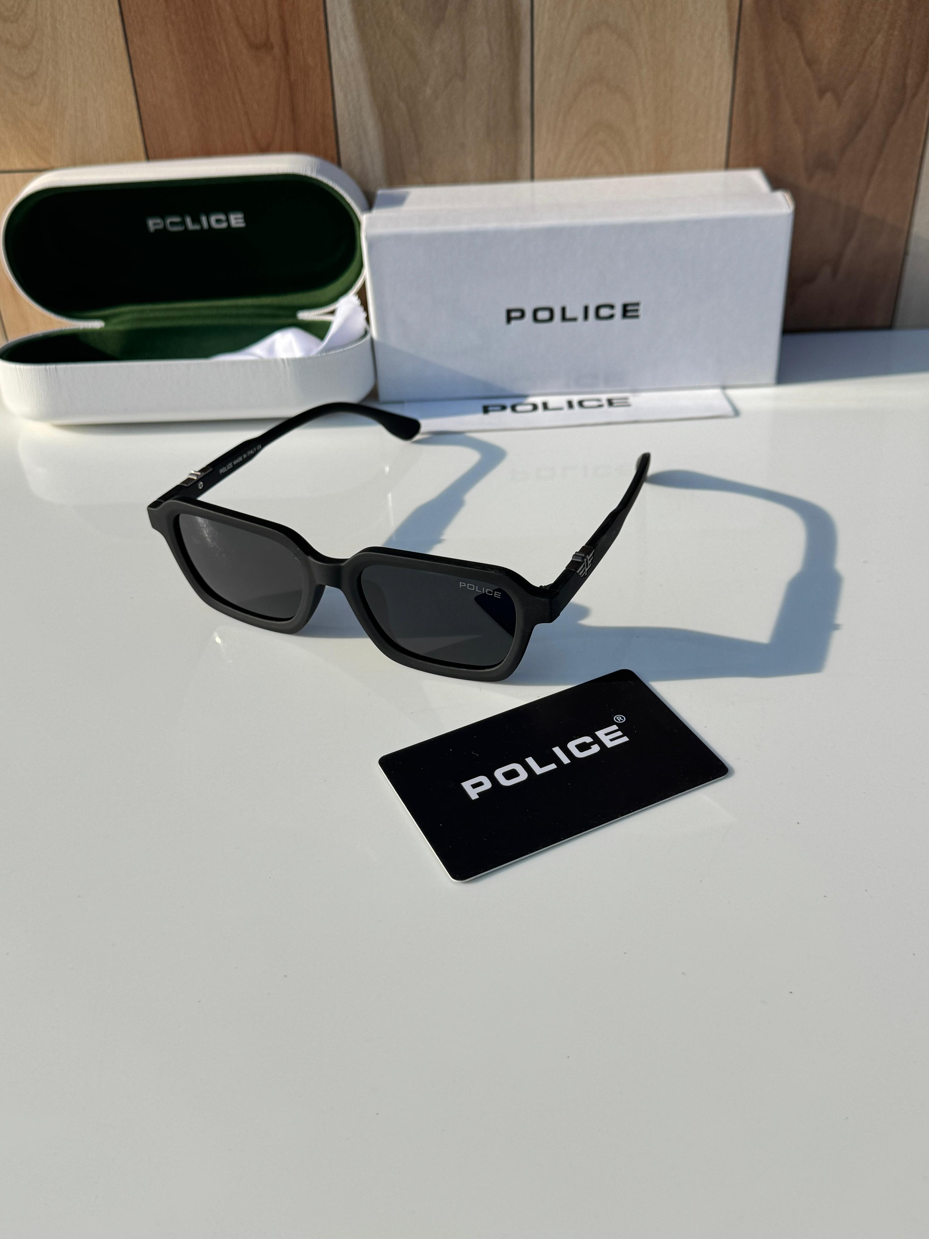 Poli 827 black SUNGLASS