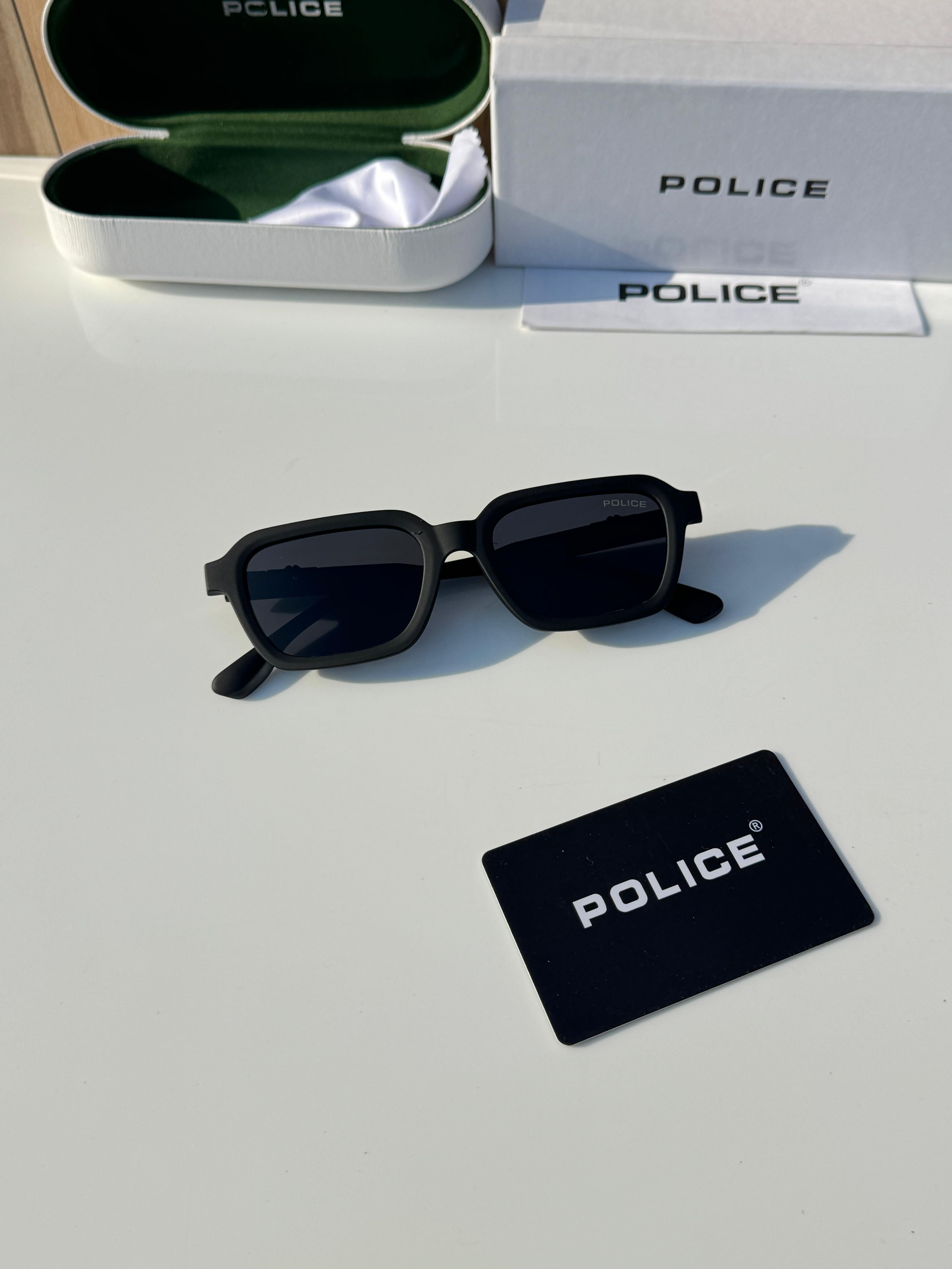 Poli 827 black SUNGLASS