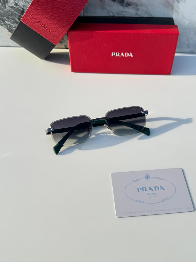 Pra  122 green shaded SUNGLASS