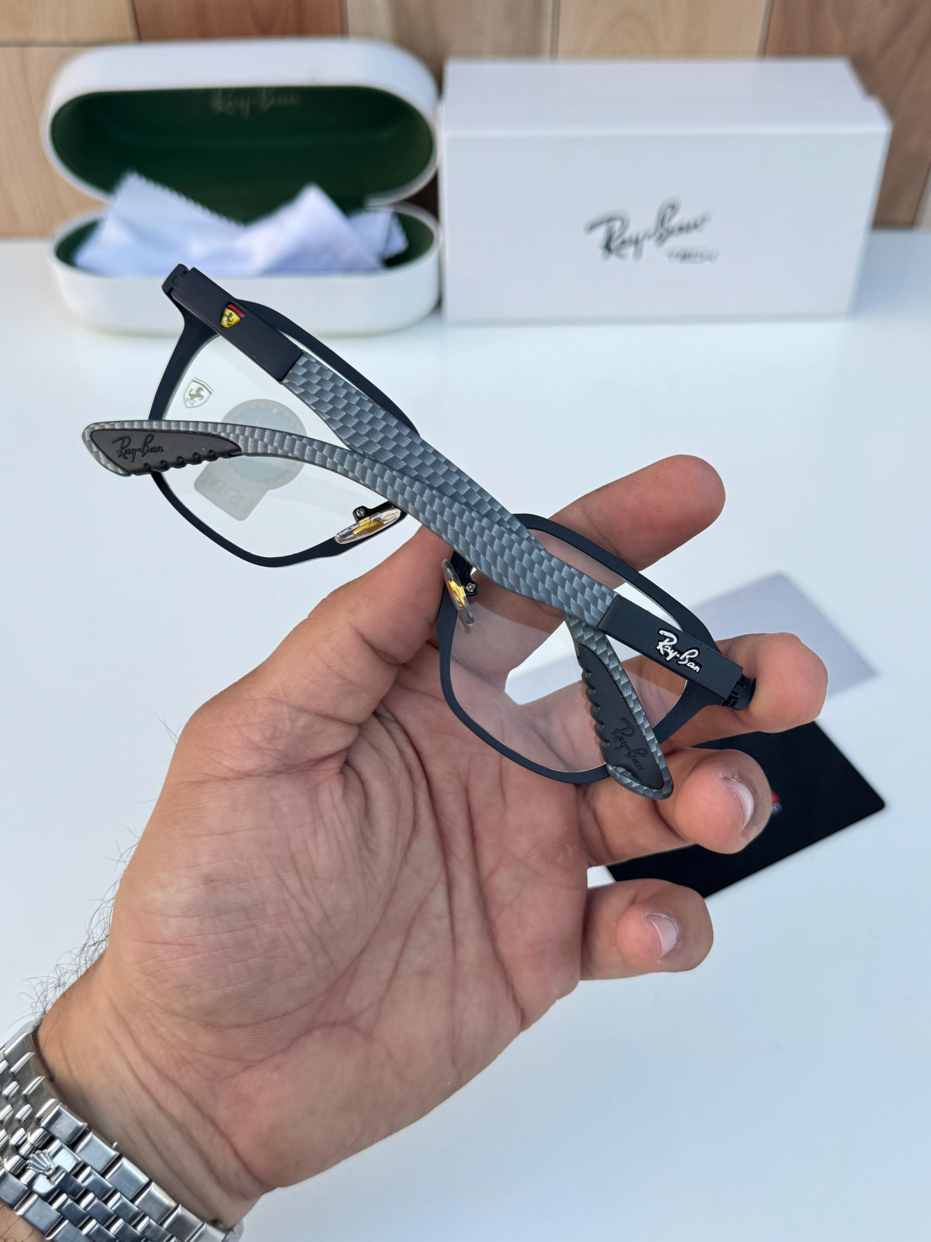 Ray 3511 black plano SUNGLASS