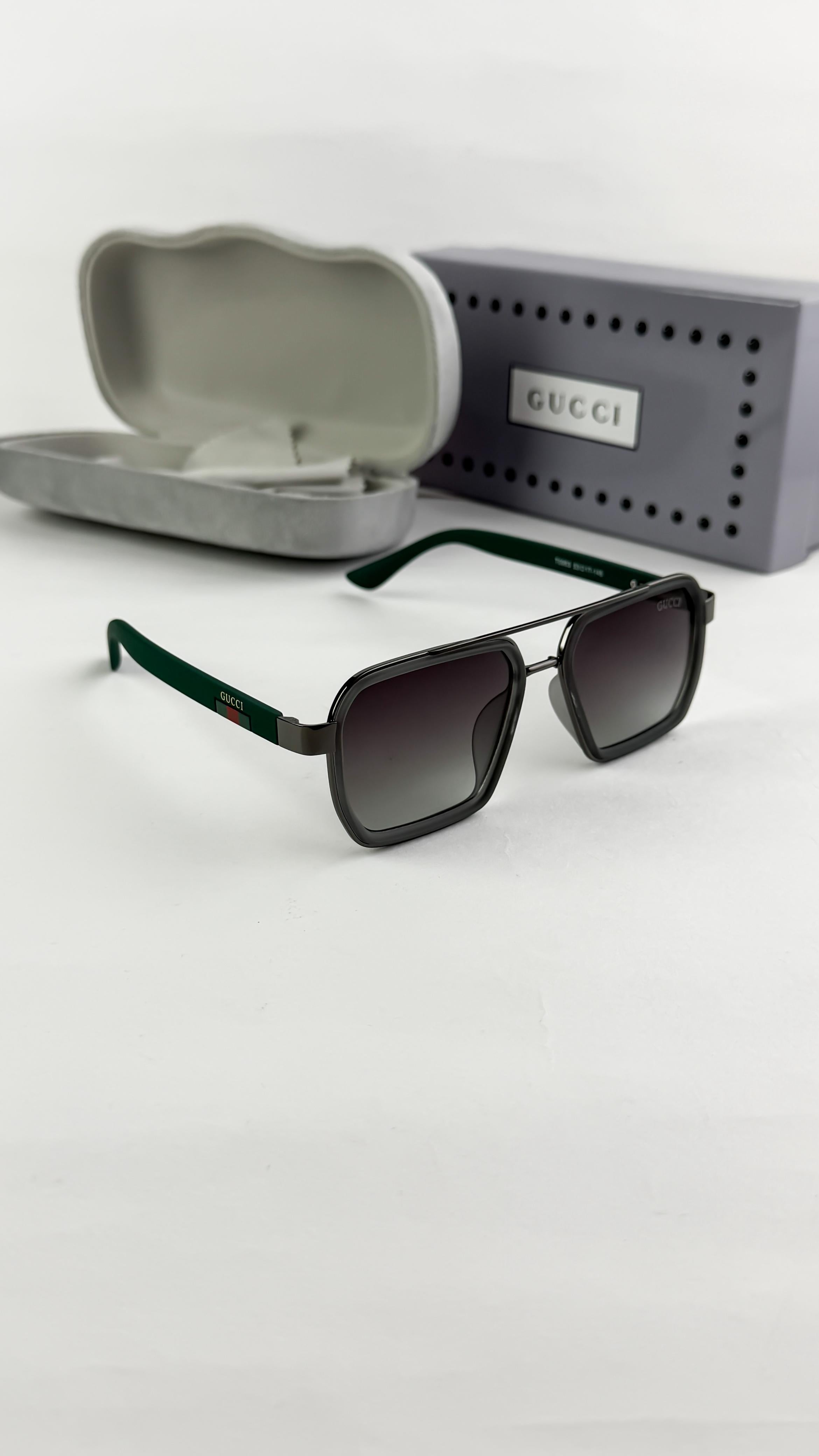 GU 26151 SUNGLASS