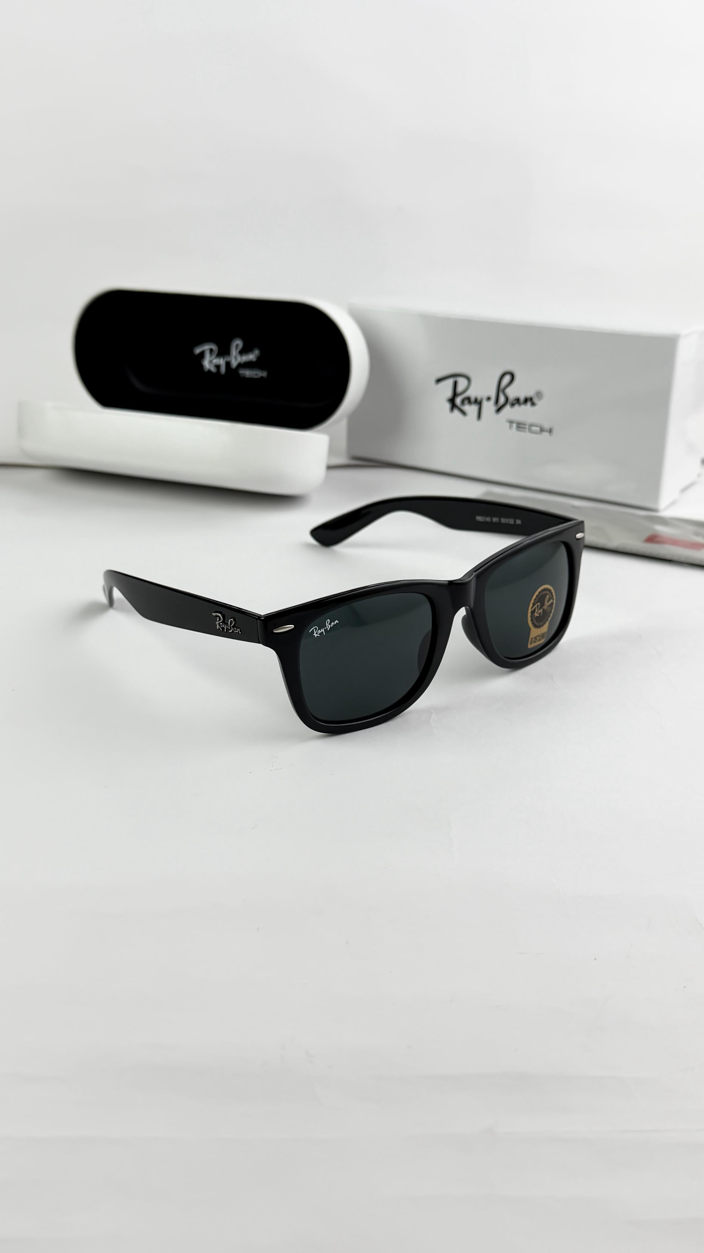 RAY BLACK WAYFARER 2140 SUNGLASS