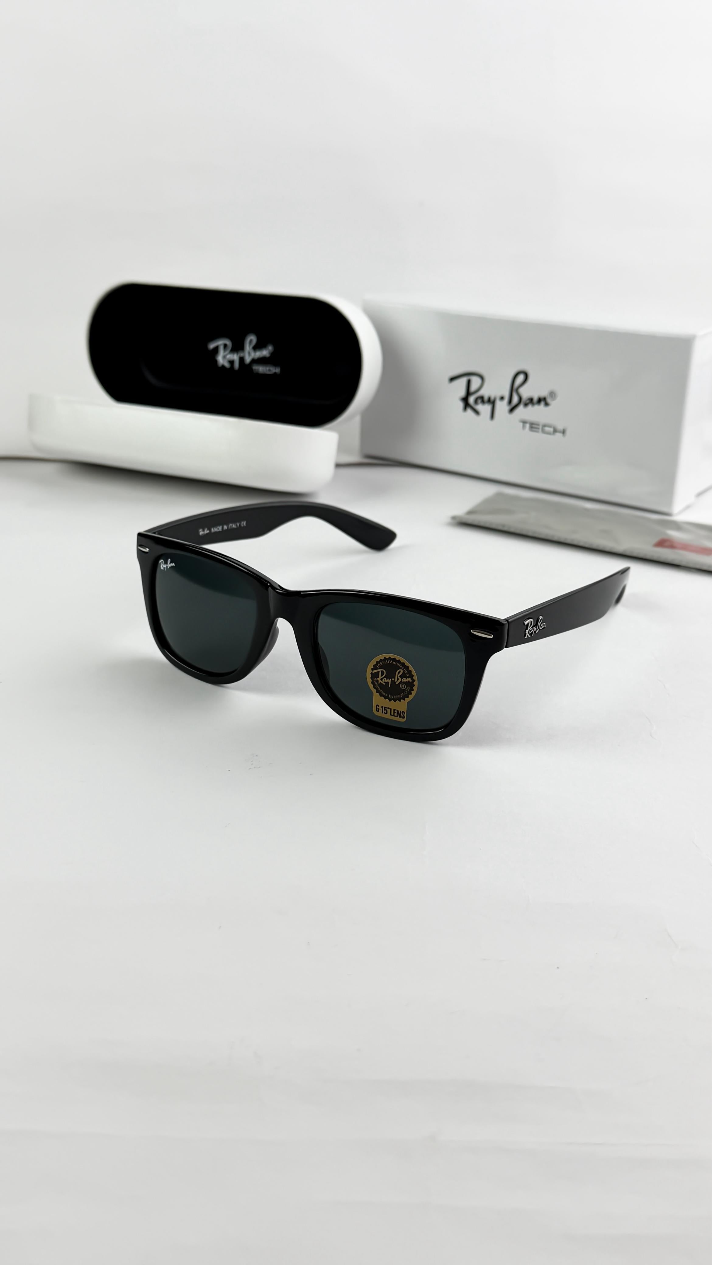 RAY BLACK WAYFARER 2140 SUNGLASS