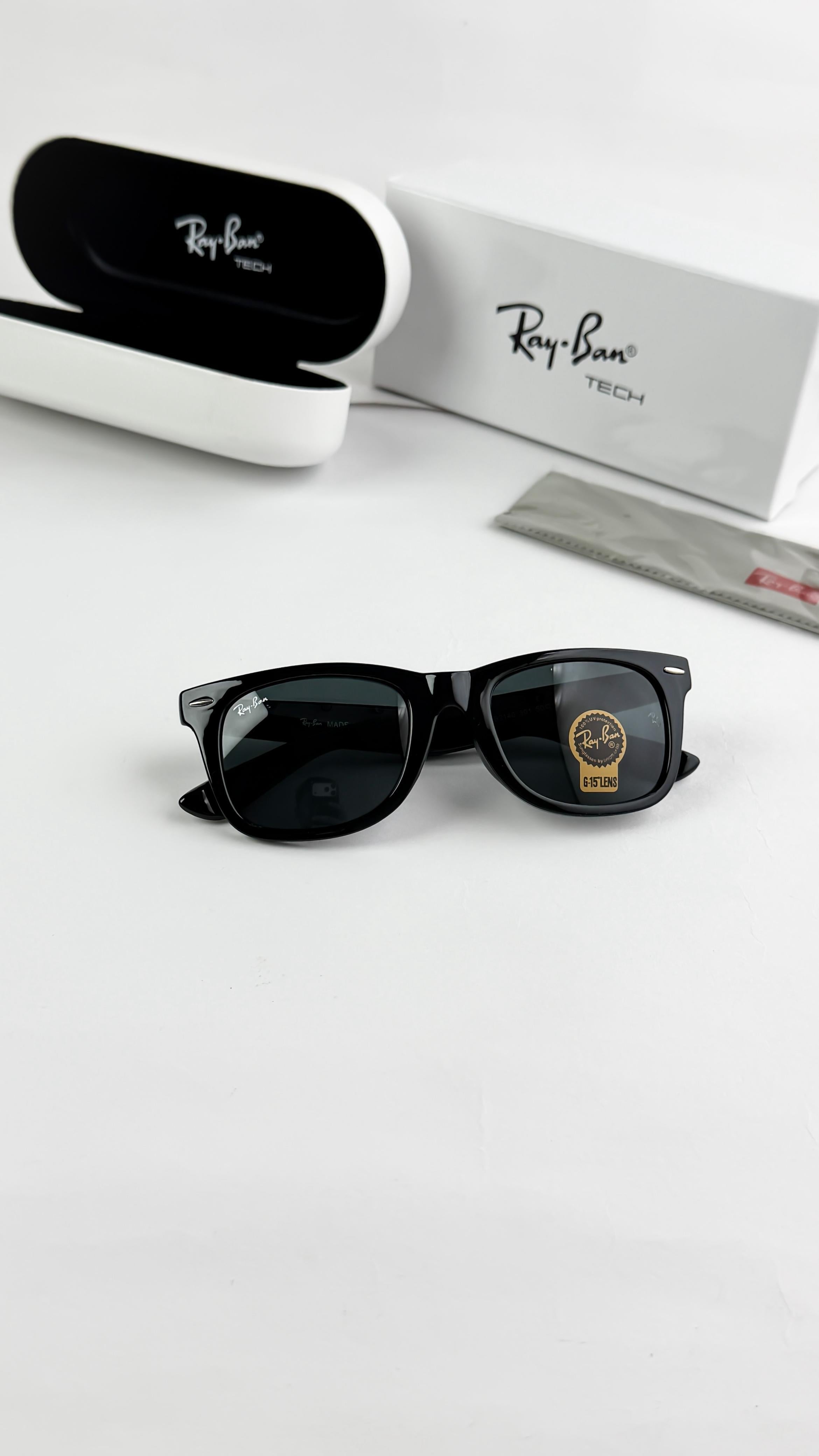 RAY BLACK WAYFARER 2140 SUNGLASS