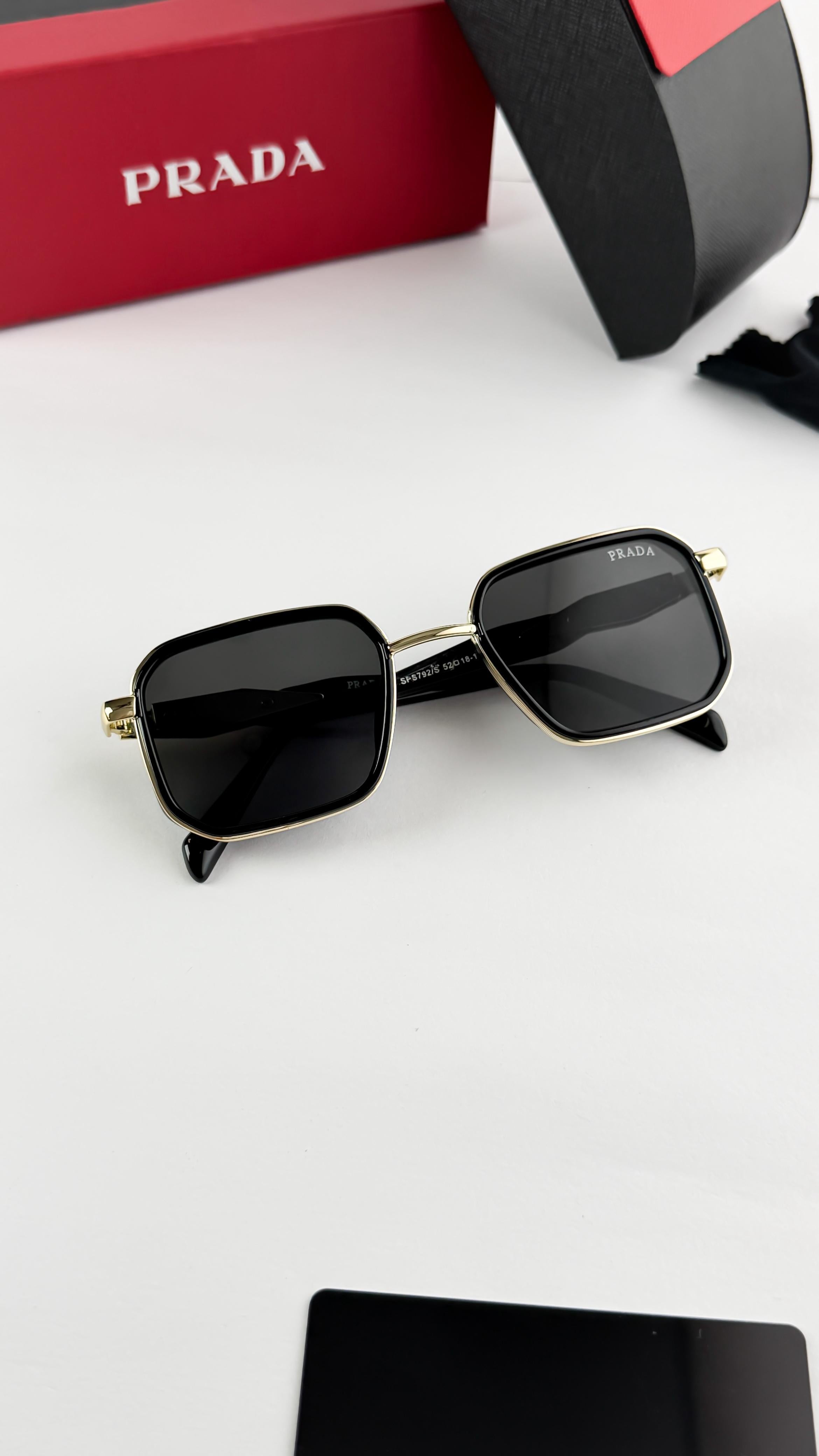 PRA 35610 SUNGLASS