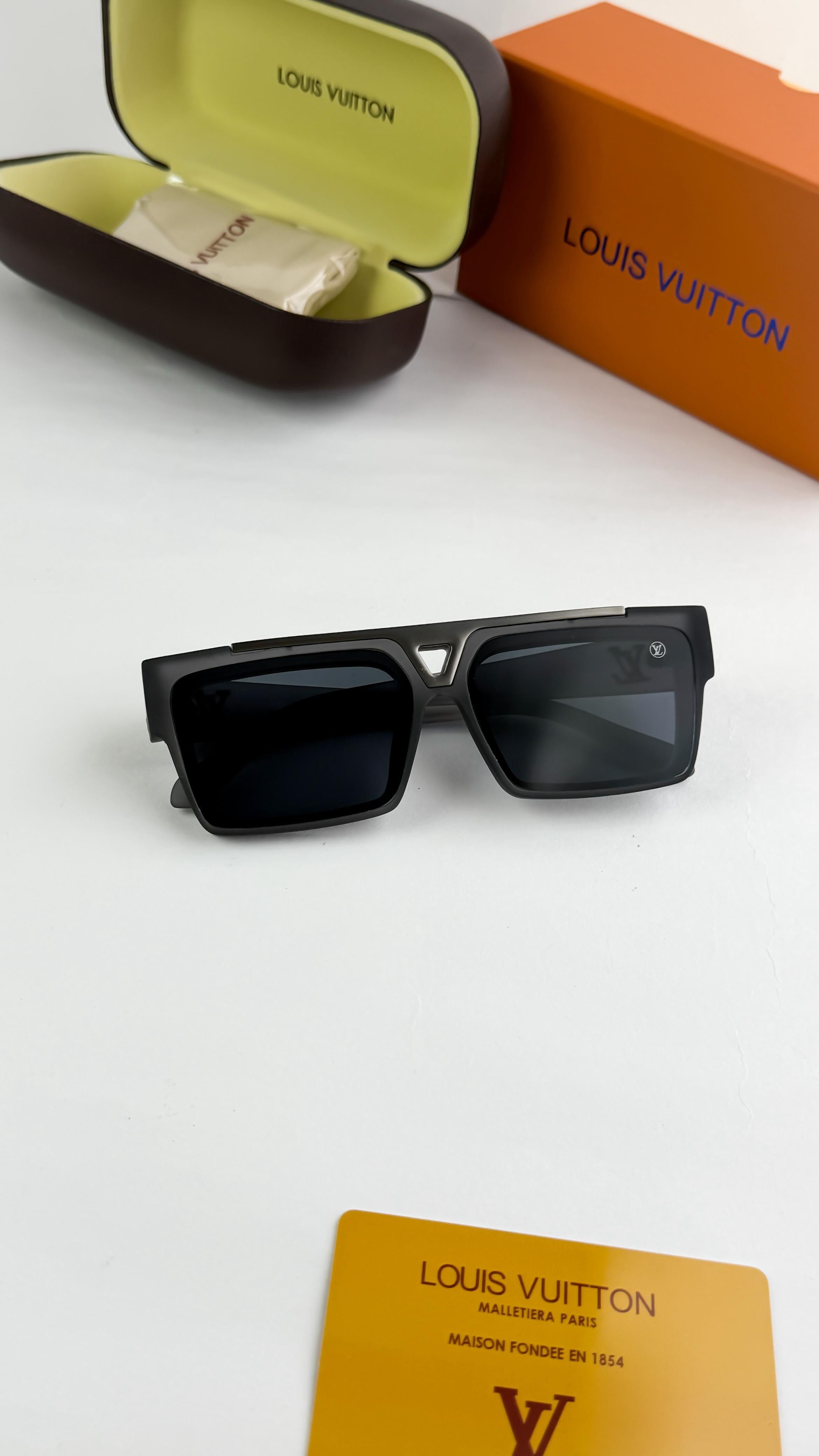 LOU 4526 SUNGLASS