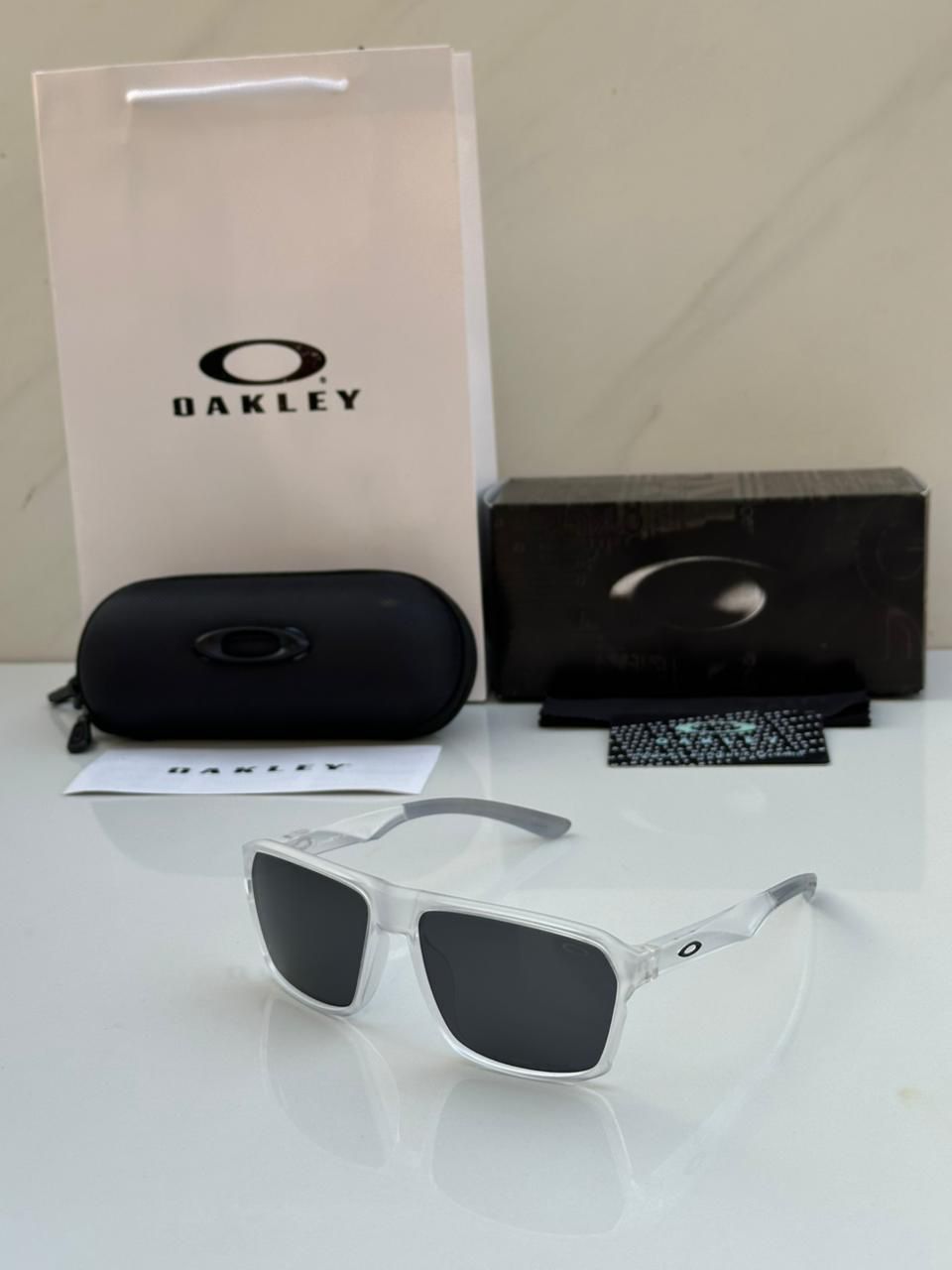 OAK  495 SUNGLASS