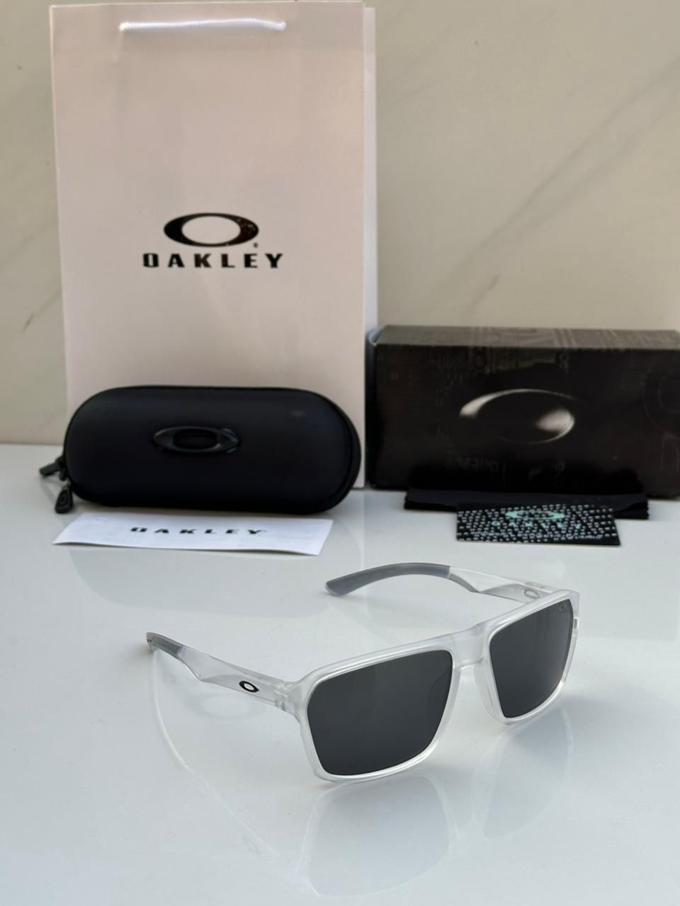 OAK  495 SUNGLASS